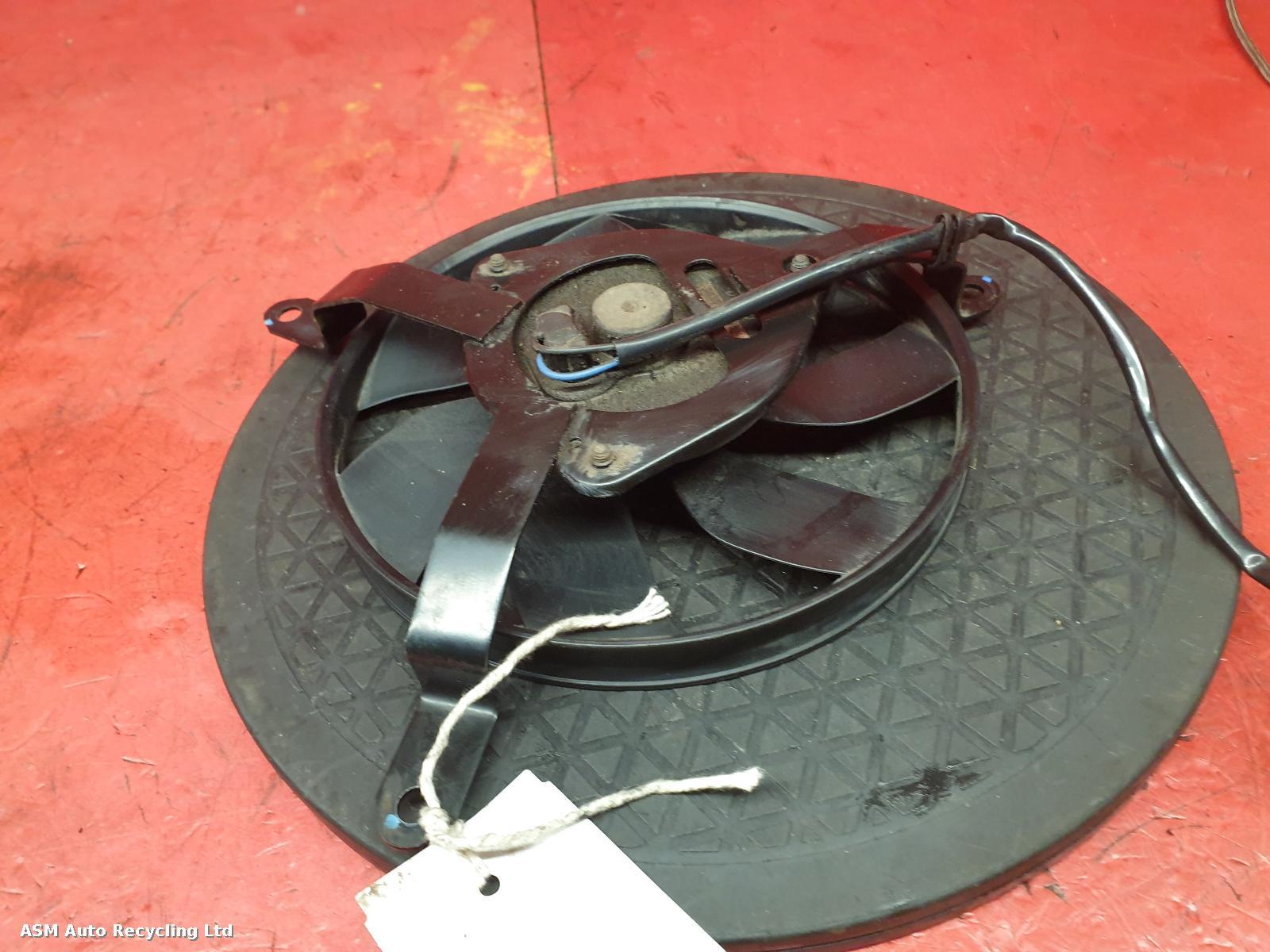 View Auto part Engine Cooling Motor Kawasaki Z900 Rs 2018