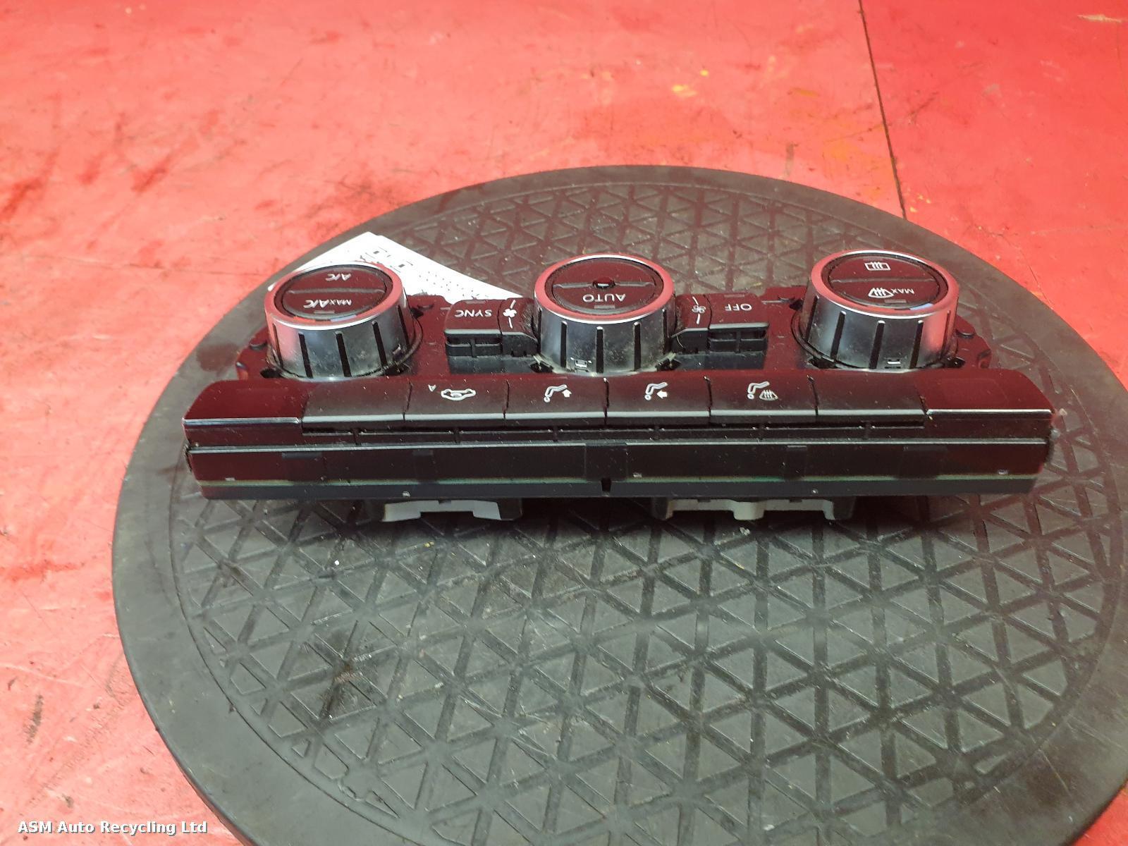 View Auto part Heater/AC Controller Volkswagen Passat 2013