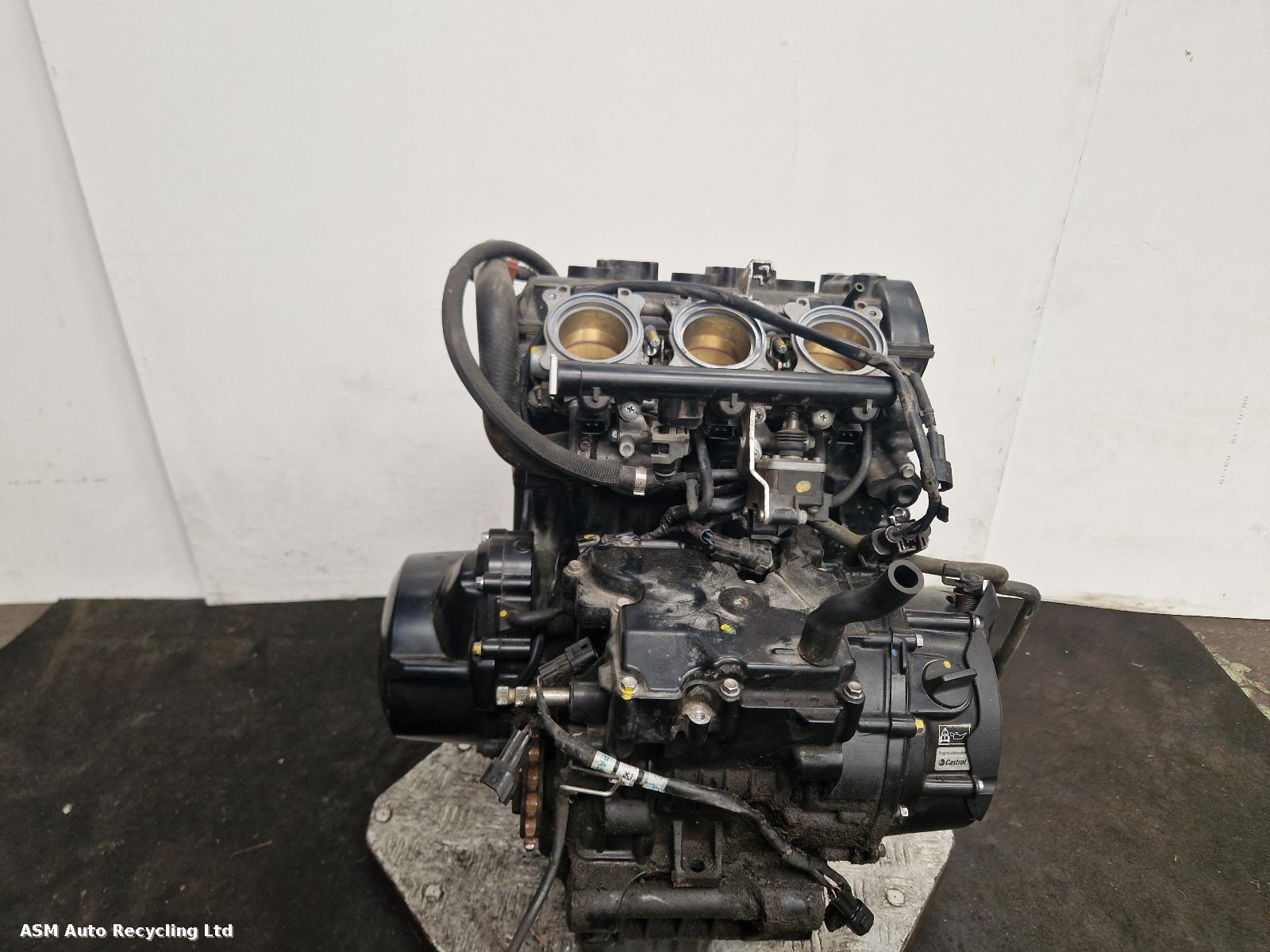 View Auto part Engine Triumph Tiger 800 2014
