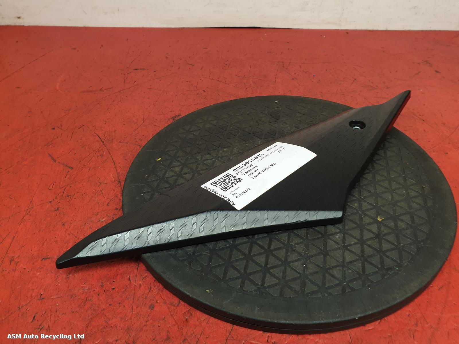 View Auto part Tank Trim Yamaha Yzf R1 2017