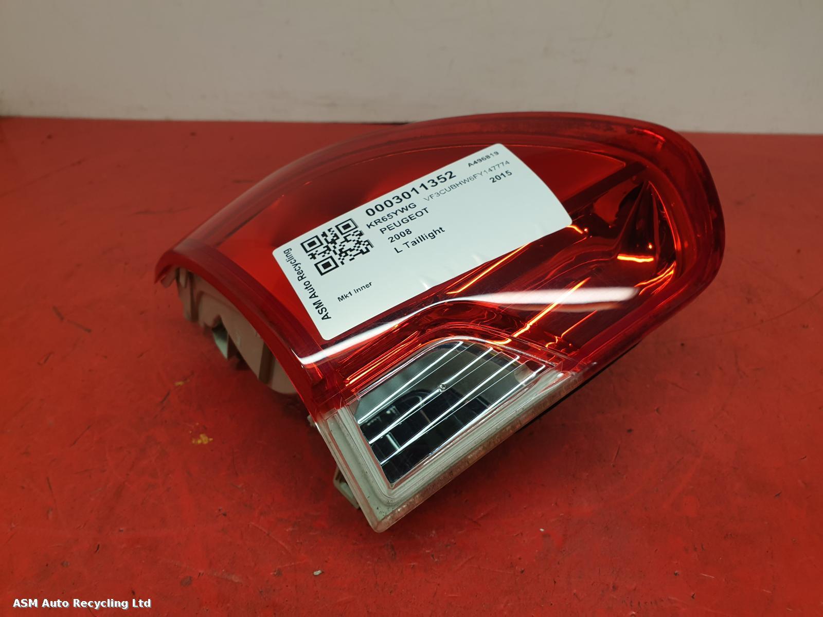 View Auto part L Taillight Peugeot 2008 2015