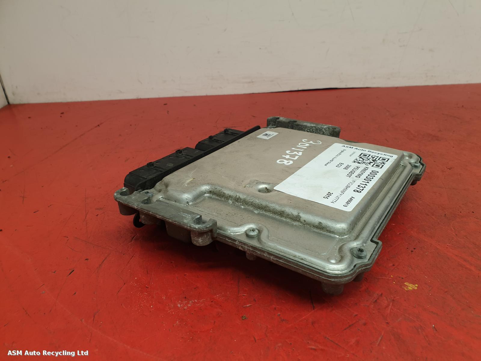 View Auto part ECU Peugeot 2008 2015