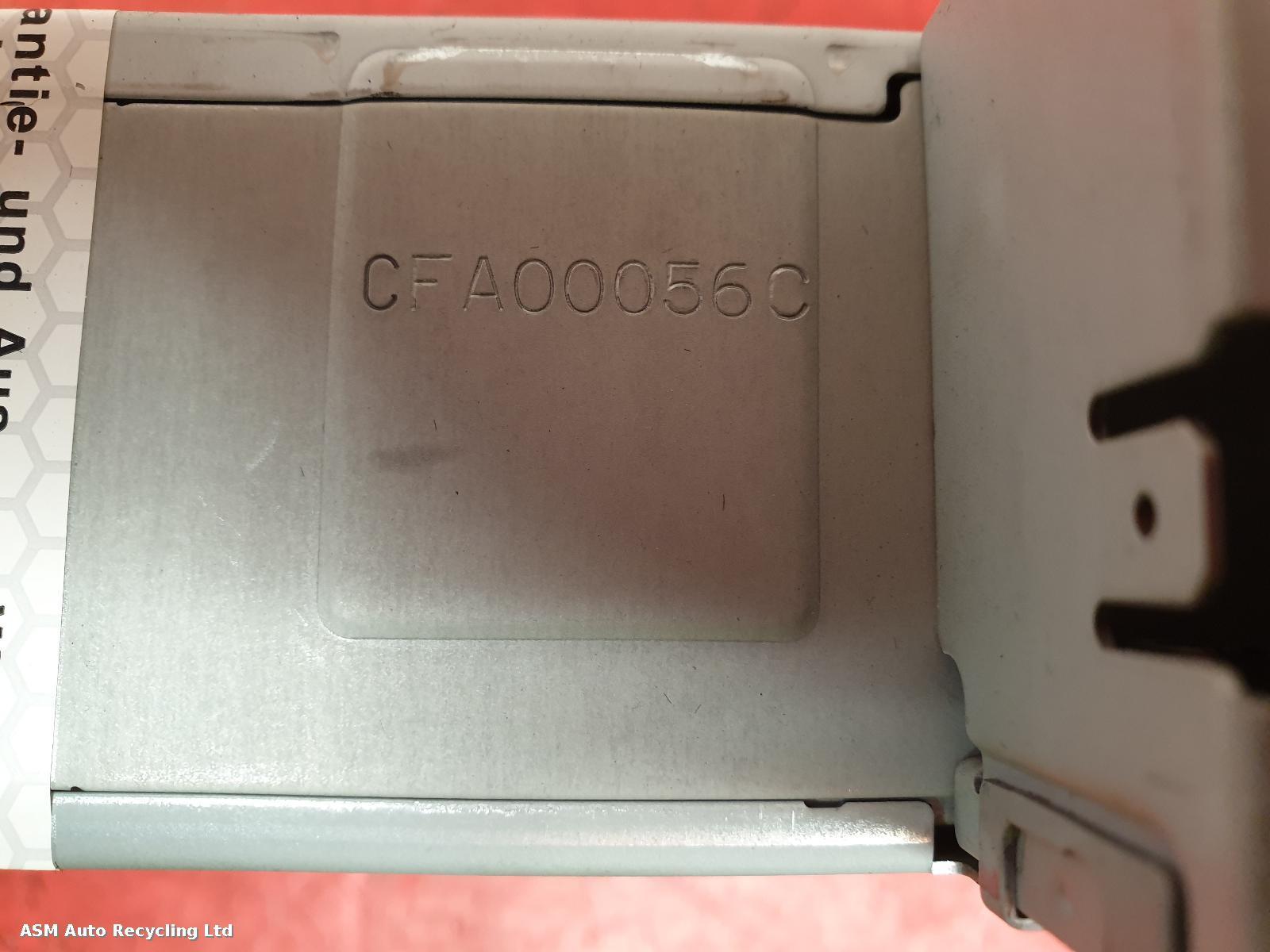 View Auto part CD Changer Audi A5 2009