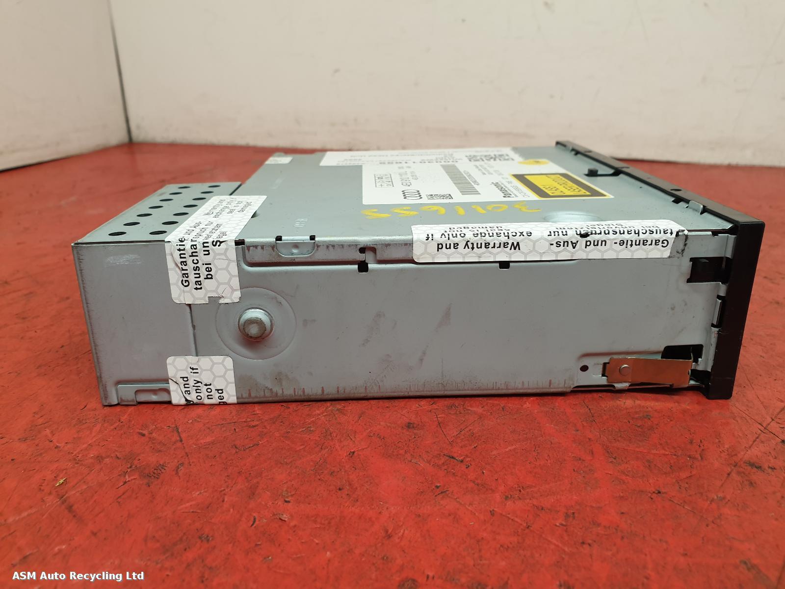 View Auto part CD Changer Audi A5 2009