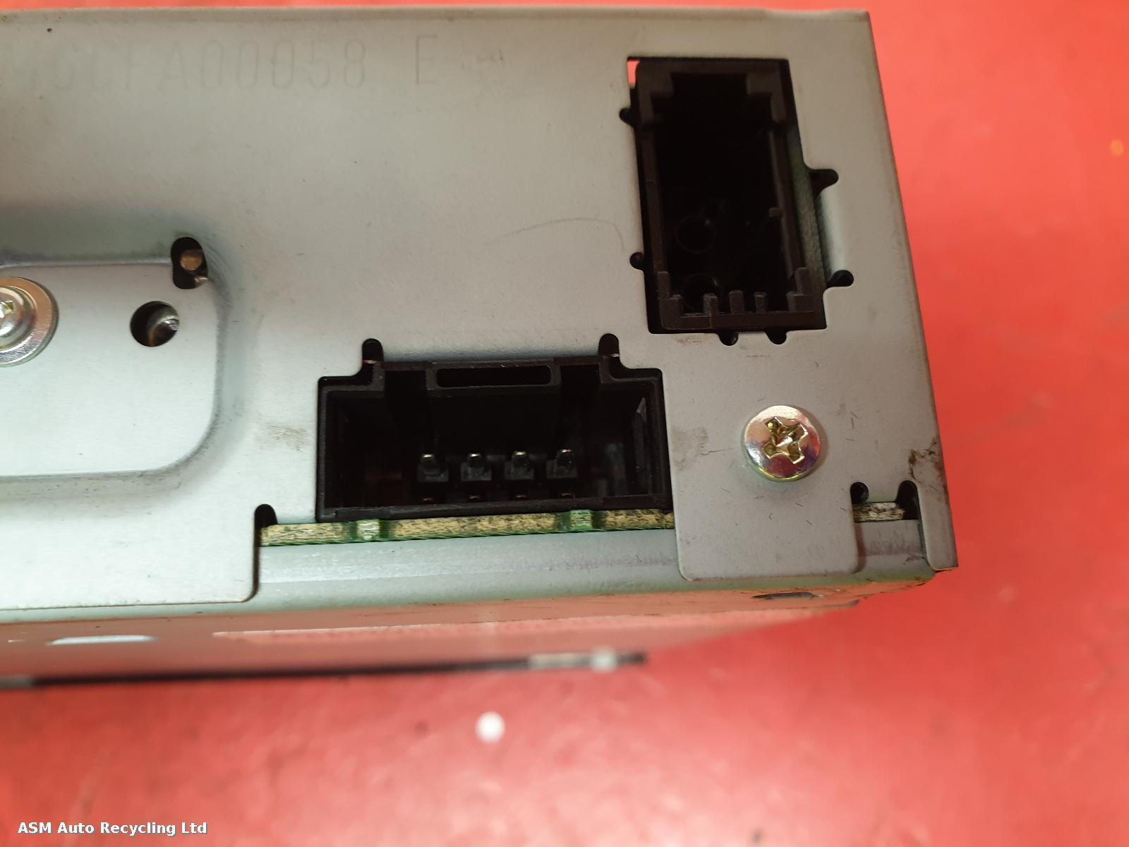 View Auto part CD Changer Audi A5 2009