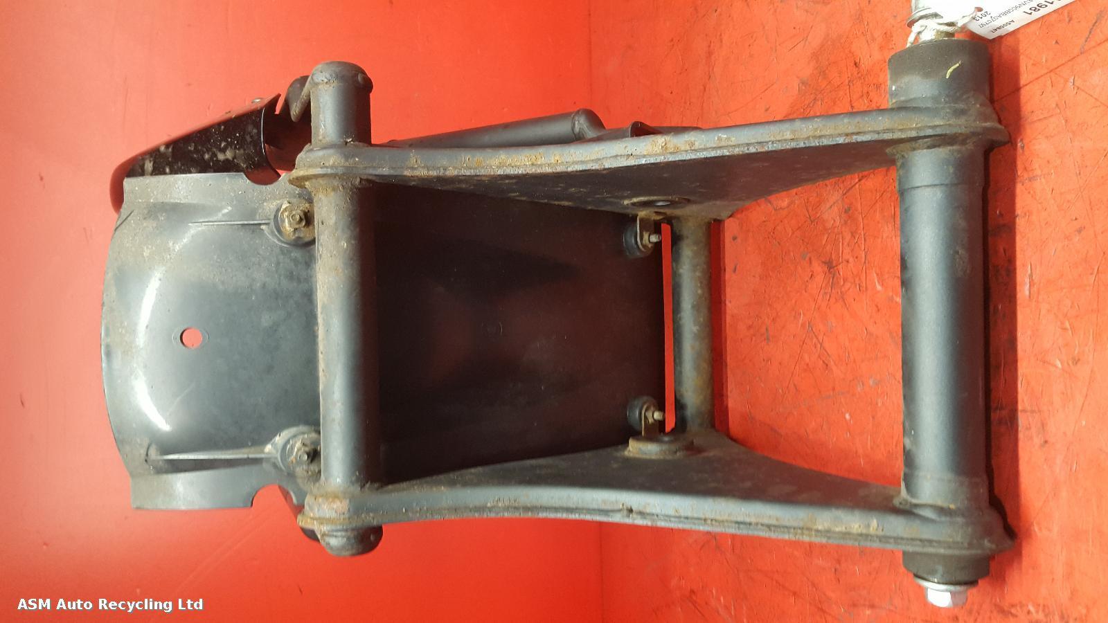 View Auto part Swing Arm Kawasaki Vn900 2013