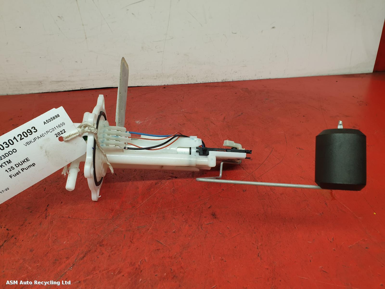 View Auto part Fuel Pump Ktm 125 Duke 2022