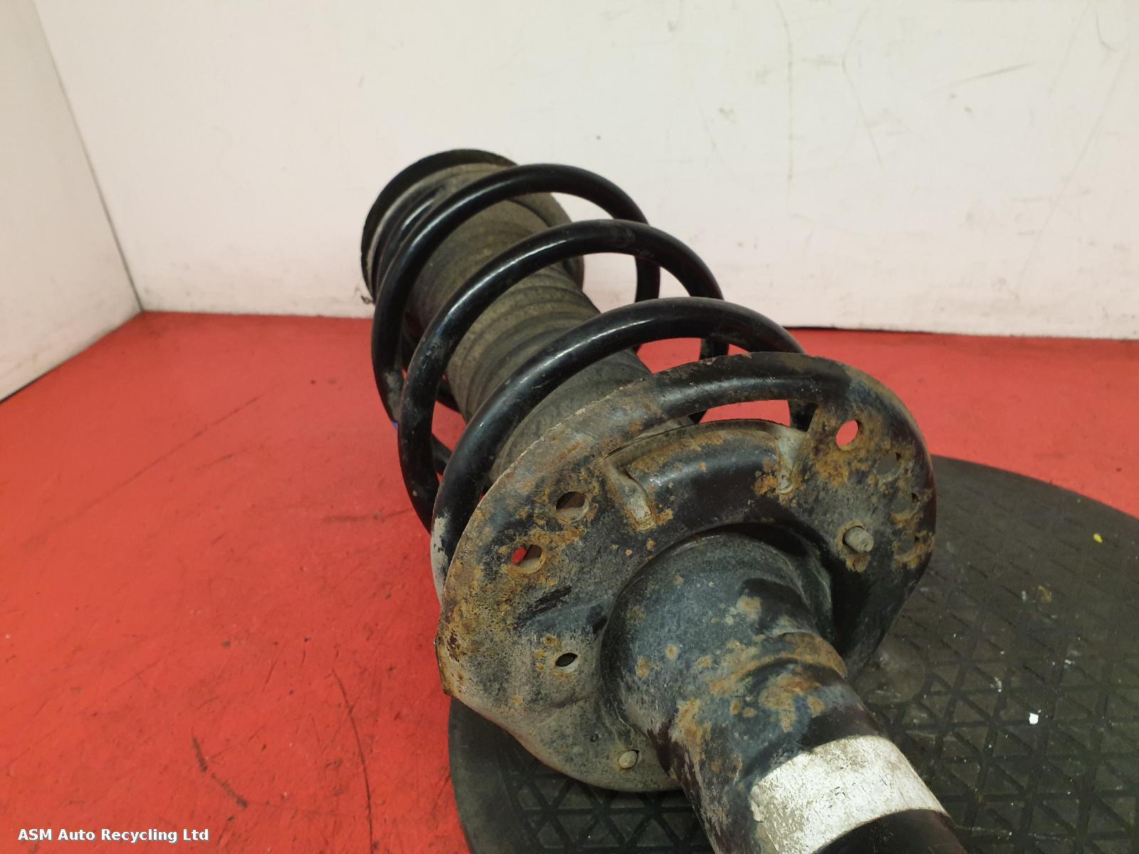 2018 Suzuki Vitara RF Strut View Auto part RF Strut Suzuki Vitara 2018