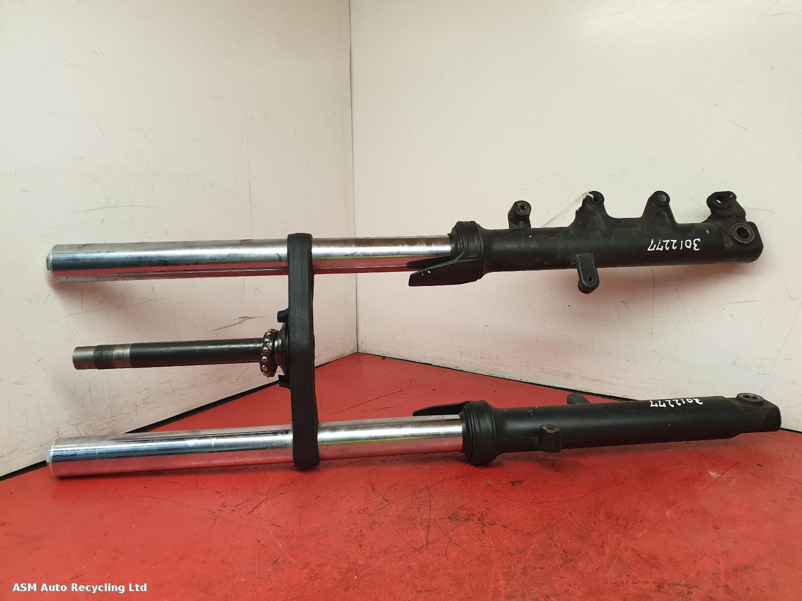 View Auto part FORKS Yamaha Yzf R3a 2017