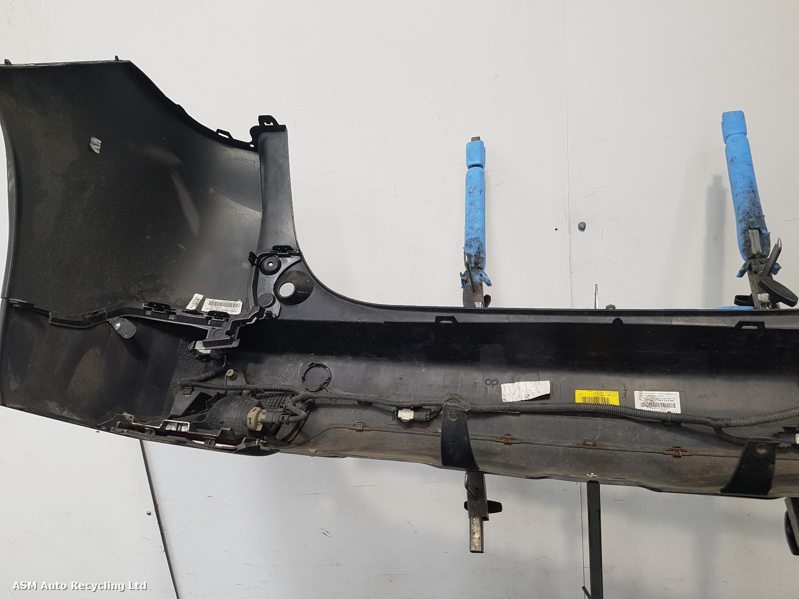 View Auto part Rear Bumper Peugeot 2008 2016