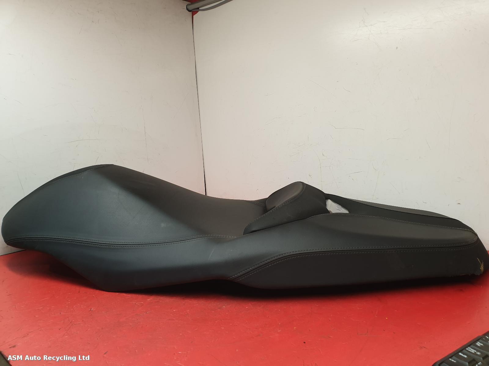 View Auto part Front Seat Yamaha Yp 2018