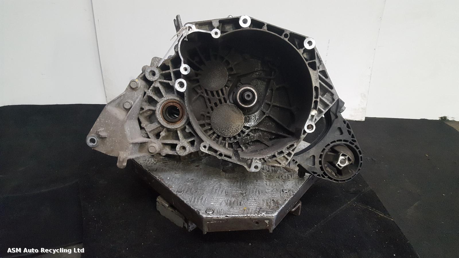 View Auto part Gearbox Vauxhall Zafira 2015