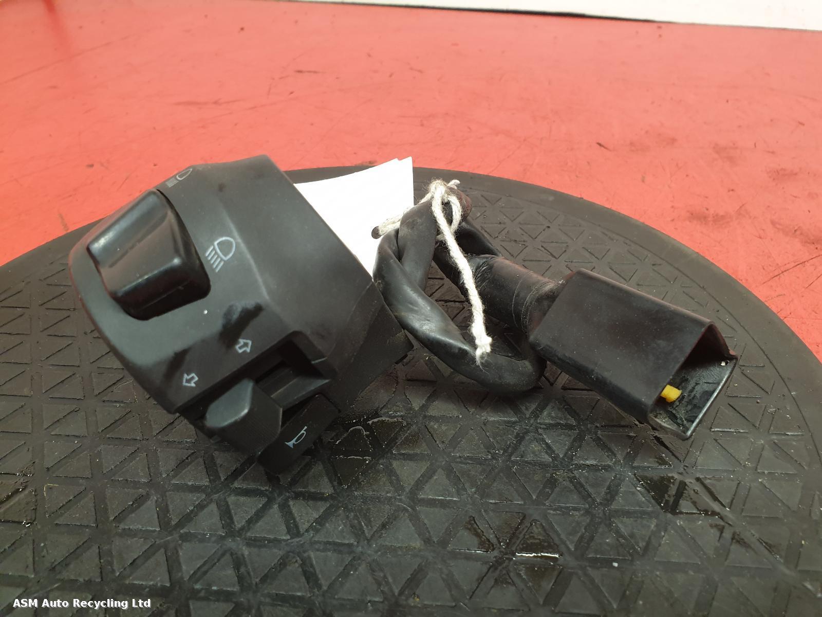 View Auto part LH Switch Gear Suzuki Gsx-s125 2018