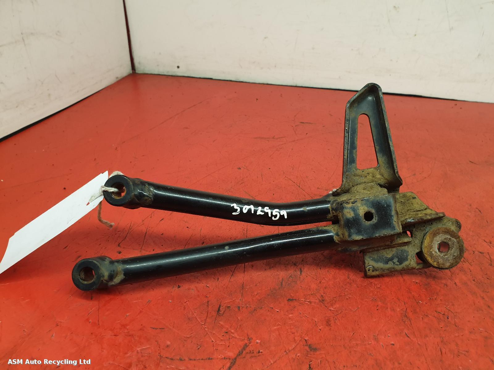 View Auto part Footpeg Suzuki Gsx-s125 2018