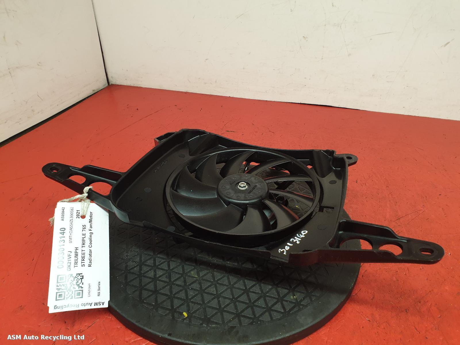 View Auto part Engine Cooling Motor Triumph Street Triple 765 2021