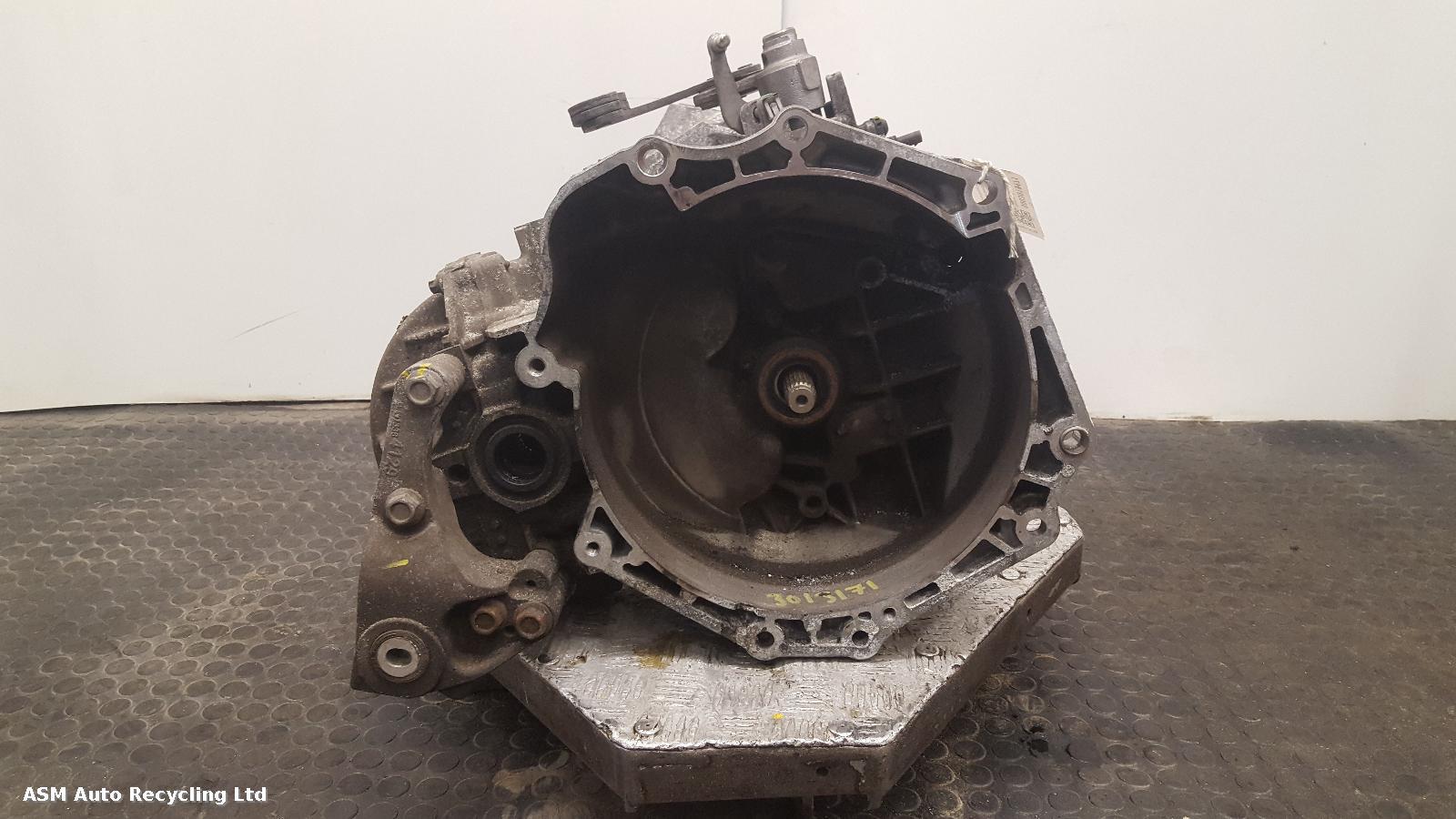 View Auto part Gearbox Vauxhall Astra 2016