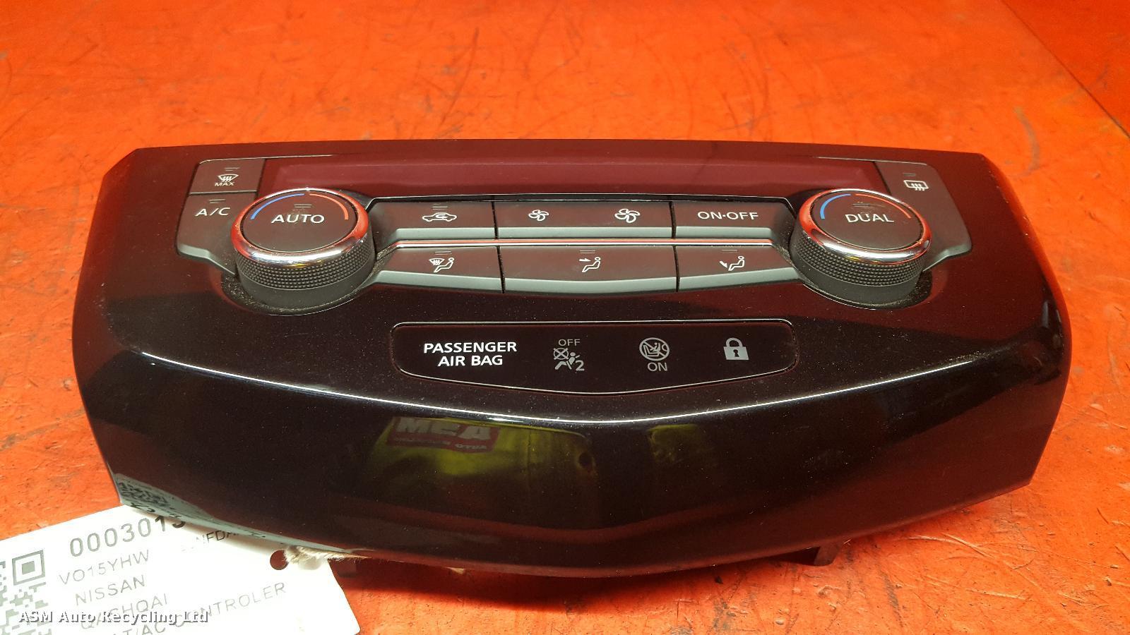 View Auto part Heater/AC Controller Nissan Qashqai 2015