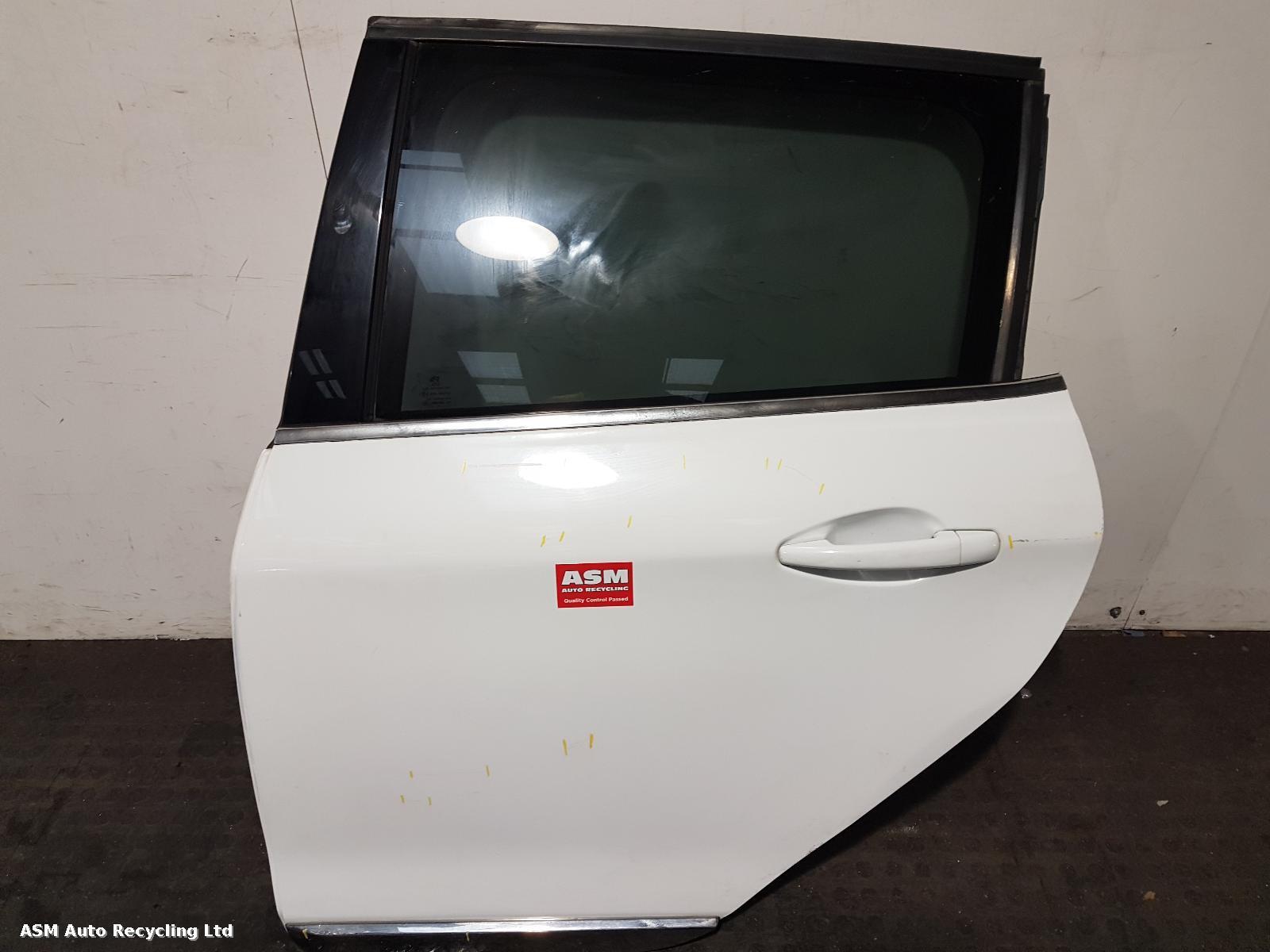 View Auto part L Rear Door Peugeot 2008 2013