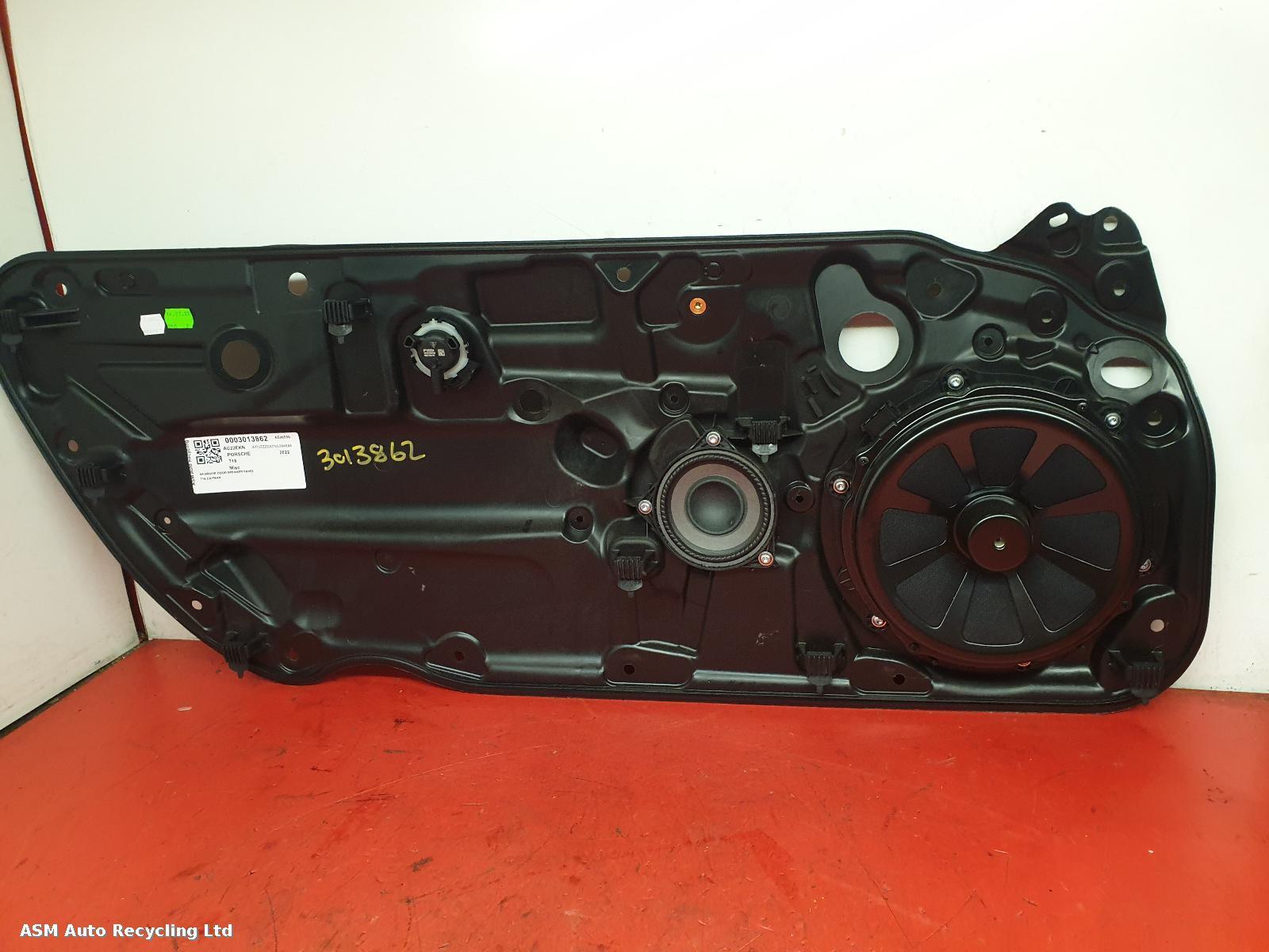 View Auto part Misc Porsche 718 2022