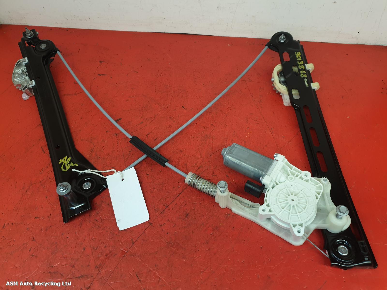View Auto part LF Window Regulator Porsche 718 2022