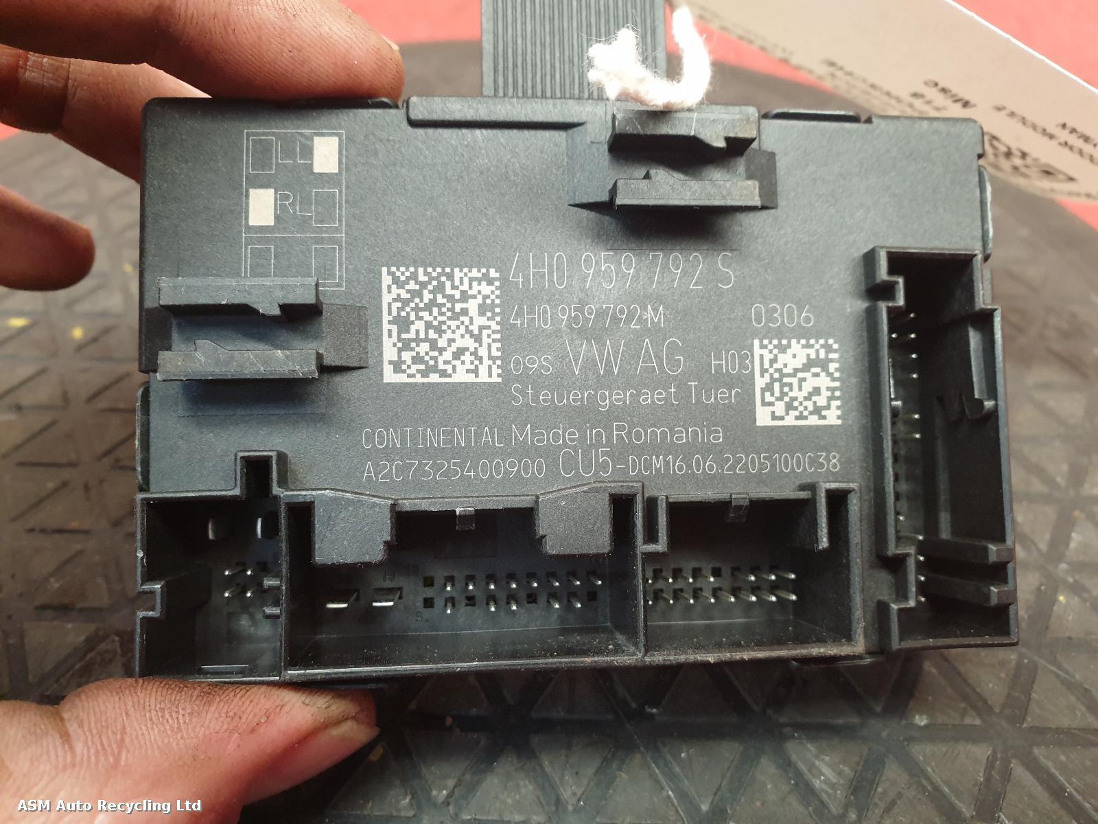 View Auto part ECU Porsche 718 2022