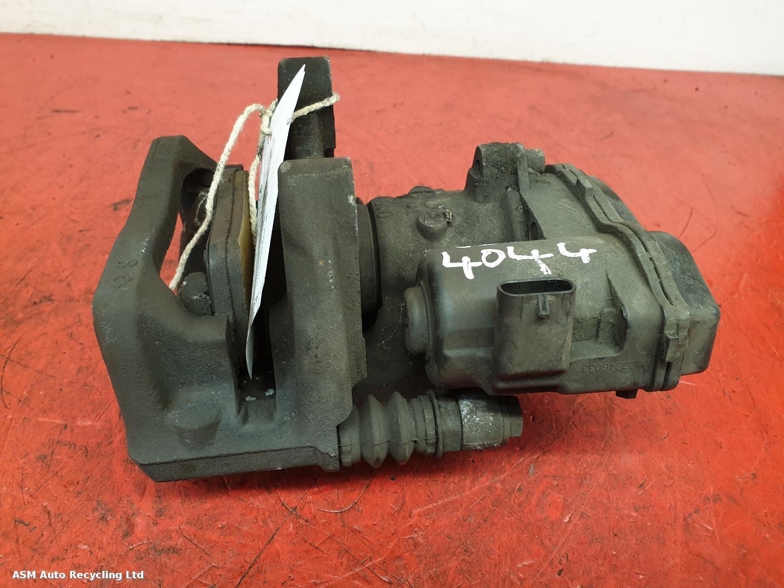View Auto part Caliper Mercedes A Class 2018