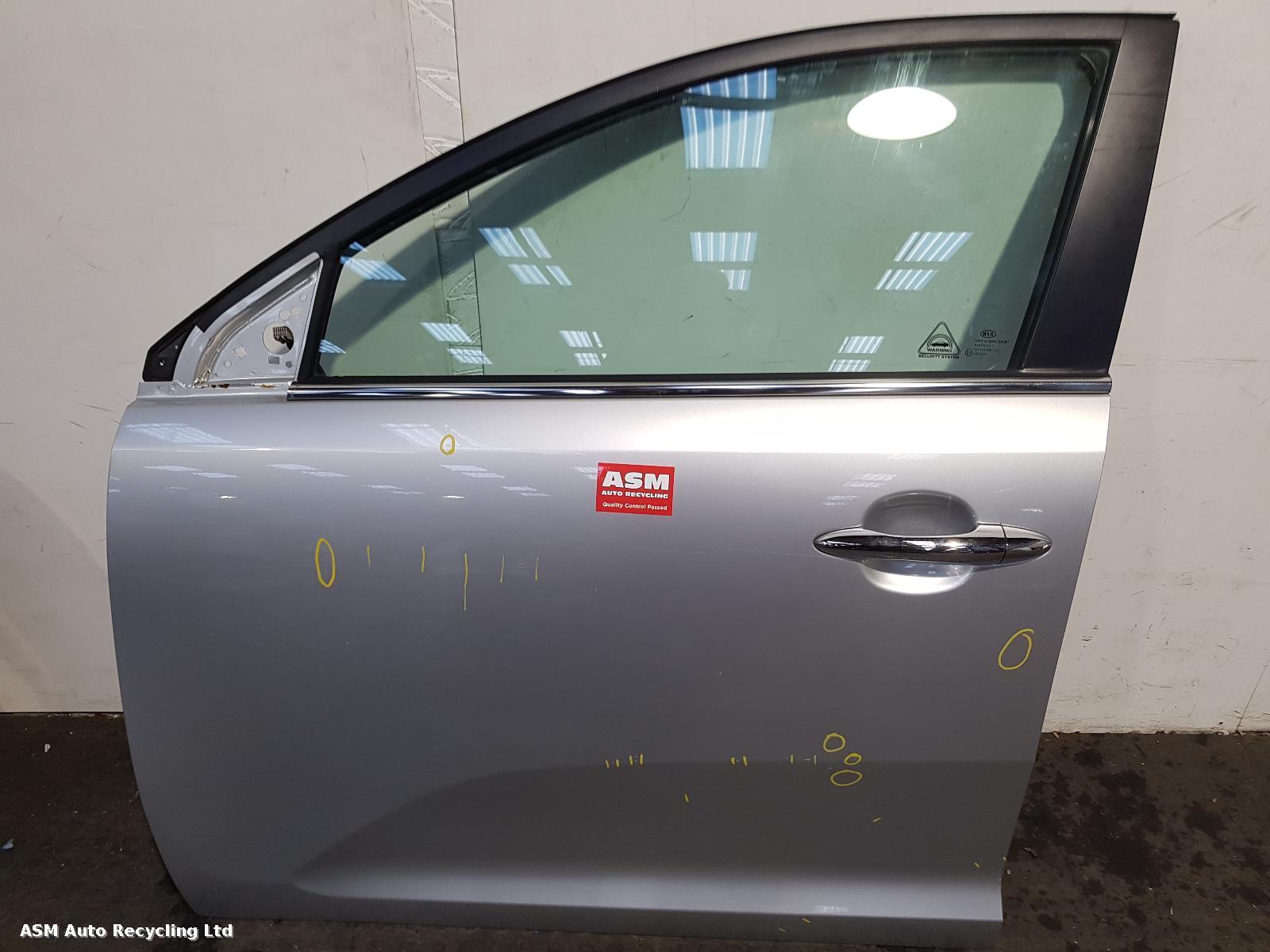View Auto part L Front Door Kia Sportage 2013