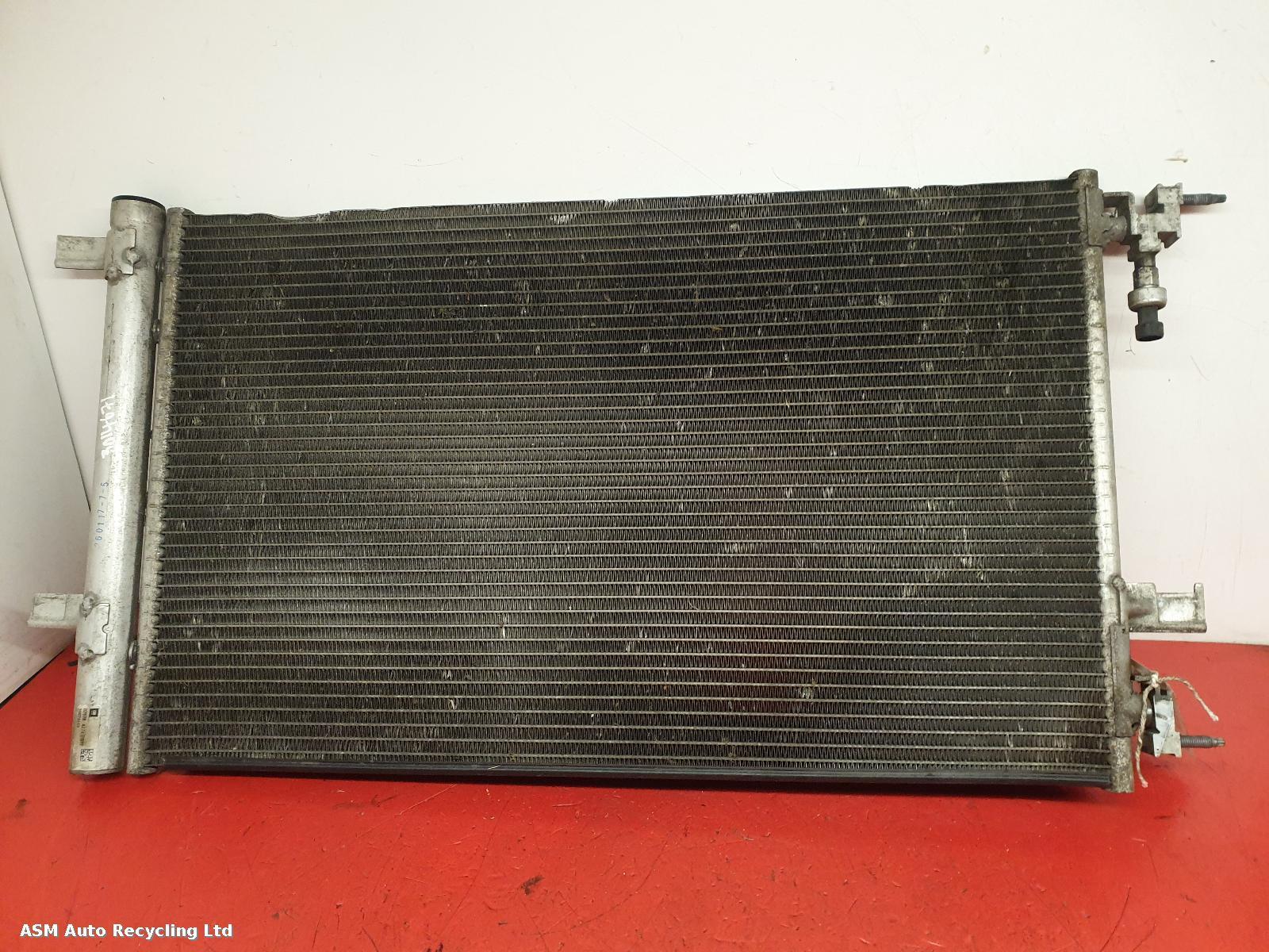 View Auto part Condenser Vauxhall Zafira 2017