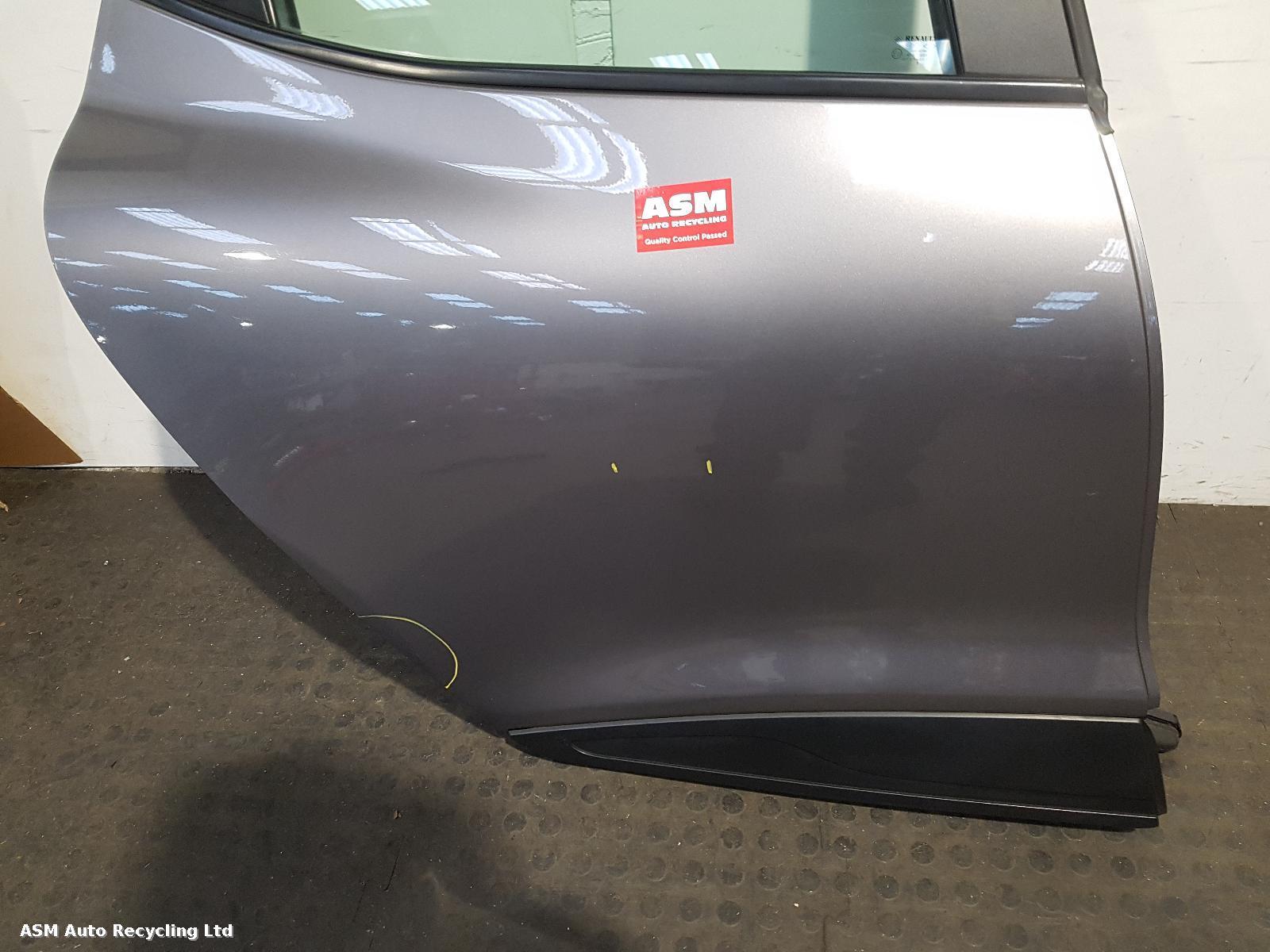 View Auto part R Rear Door Renault Clio 2015