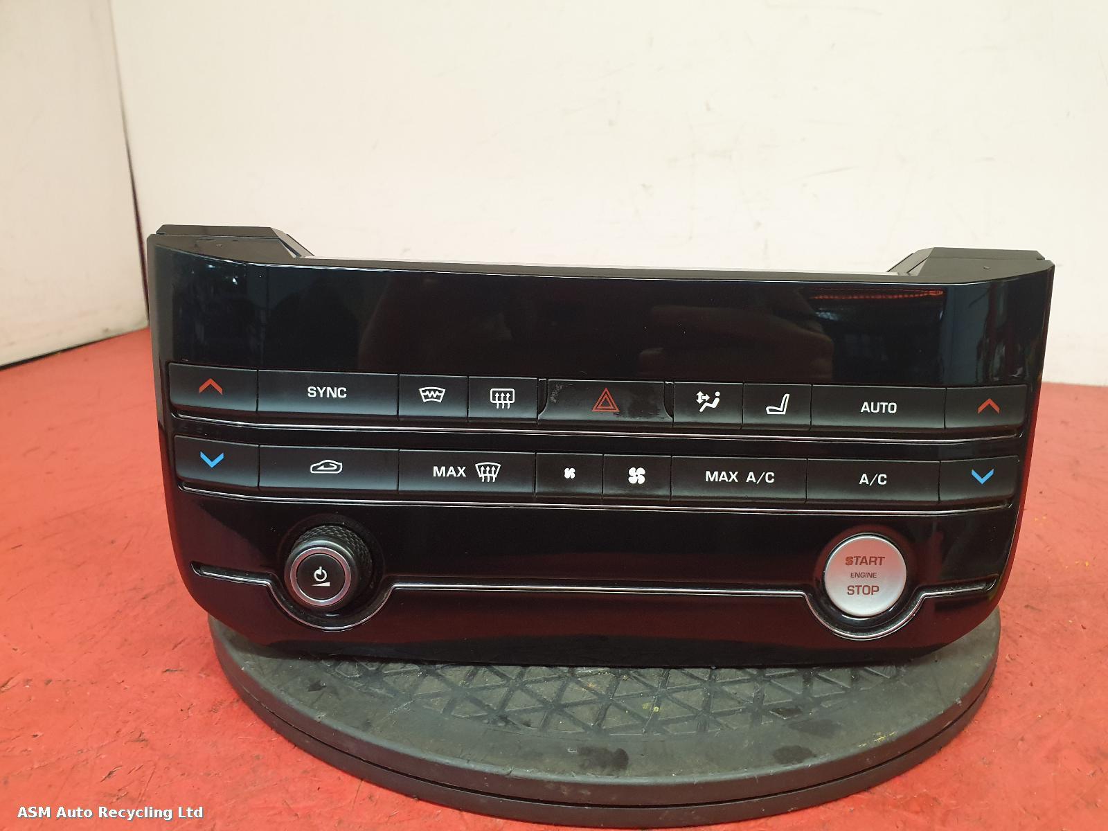 View Auto part Heater/AC Controller Jaguar Xe 2016