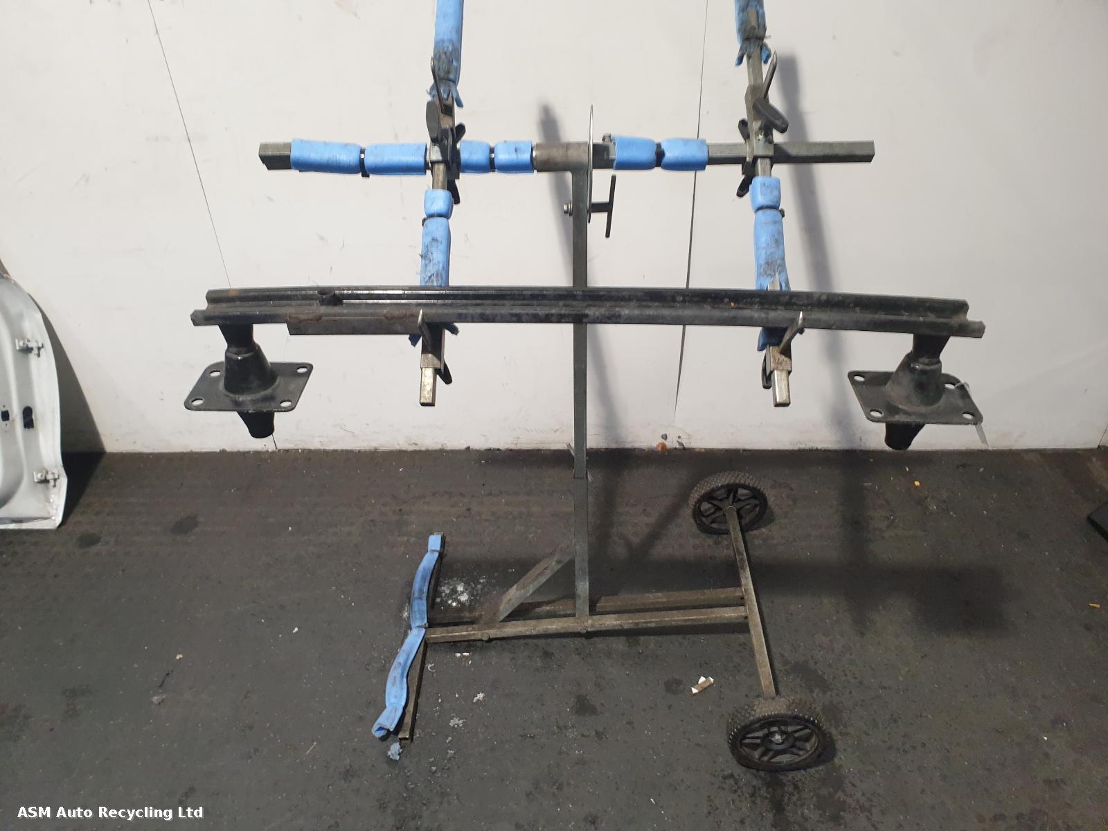 View Auto part Front Bumper Reinforcement Peugeot 3008 2013