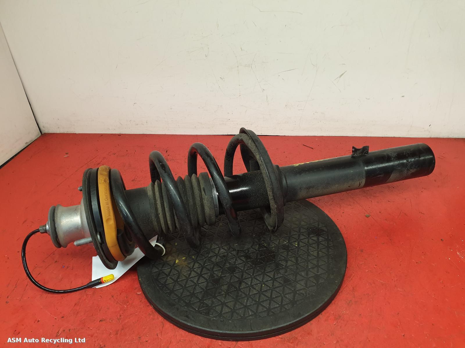 View Auto part RR Strut Porsche 718 2022