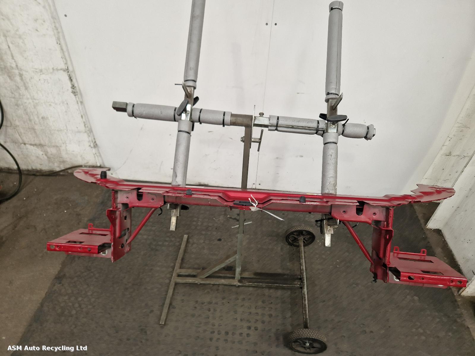 View Auto part Front Panel Land Rover Range Rover Evoque 2015