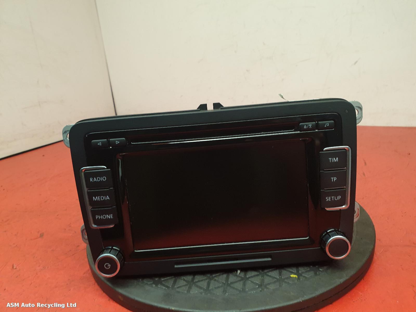 View Auto part A/V Equipment Volkswagen Golf 2009