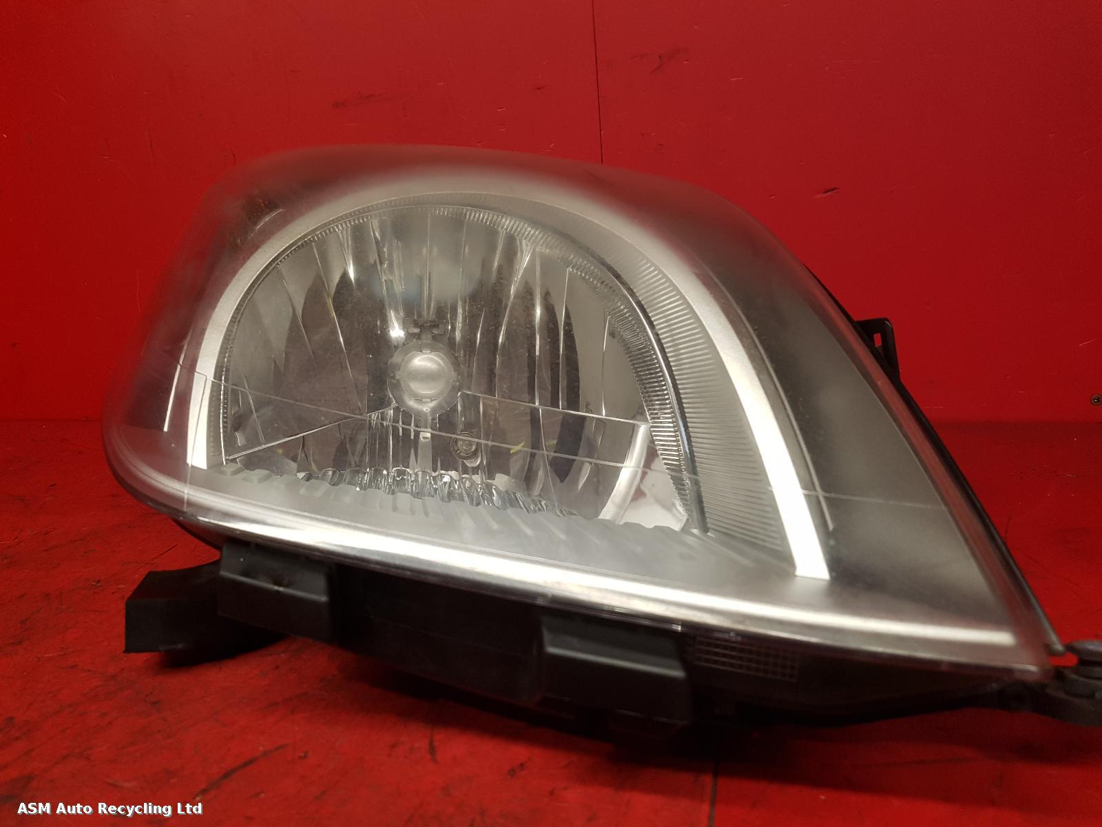 View Auto part R Headlamp Fiat Qubo 2013