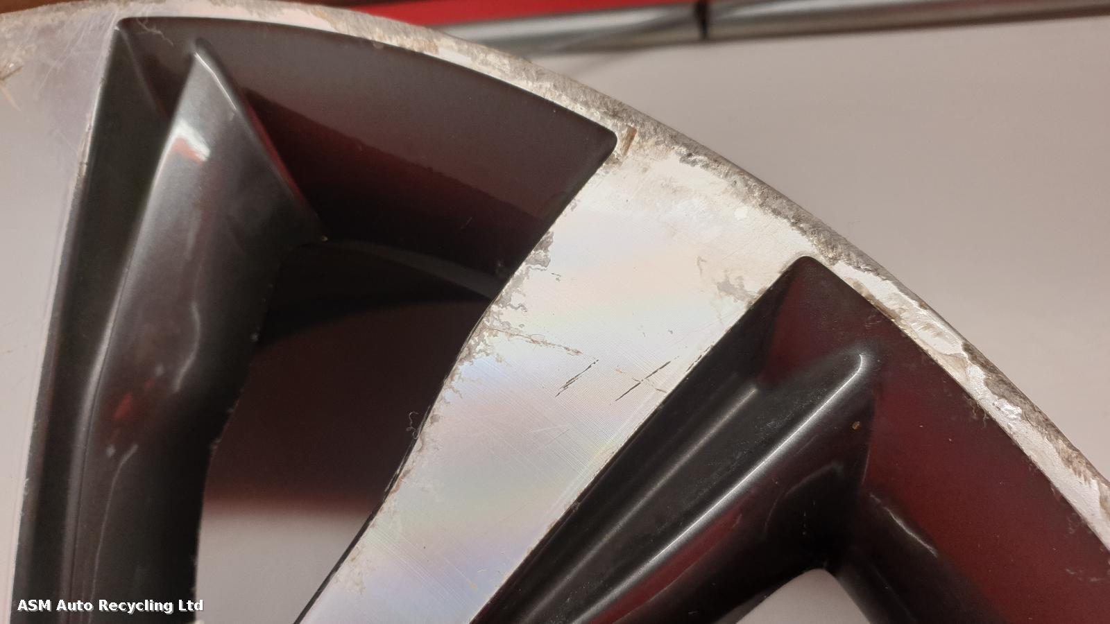 View Auto part Wheel Land Rover Range Rover 2015