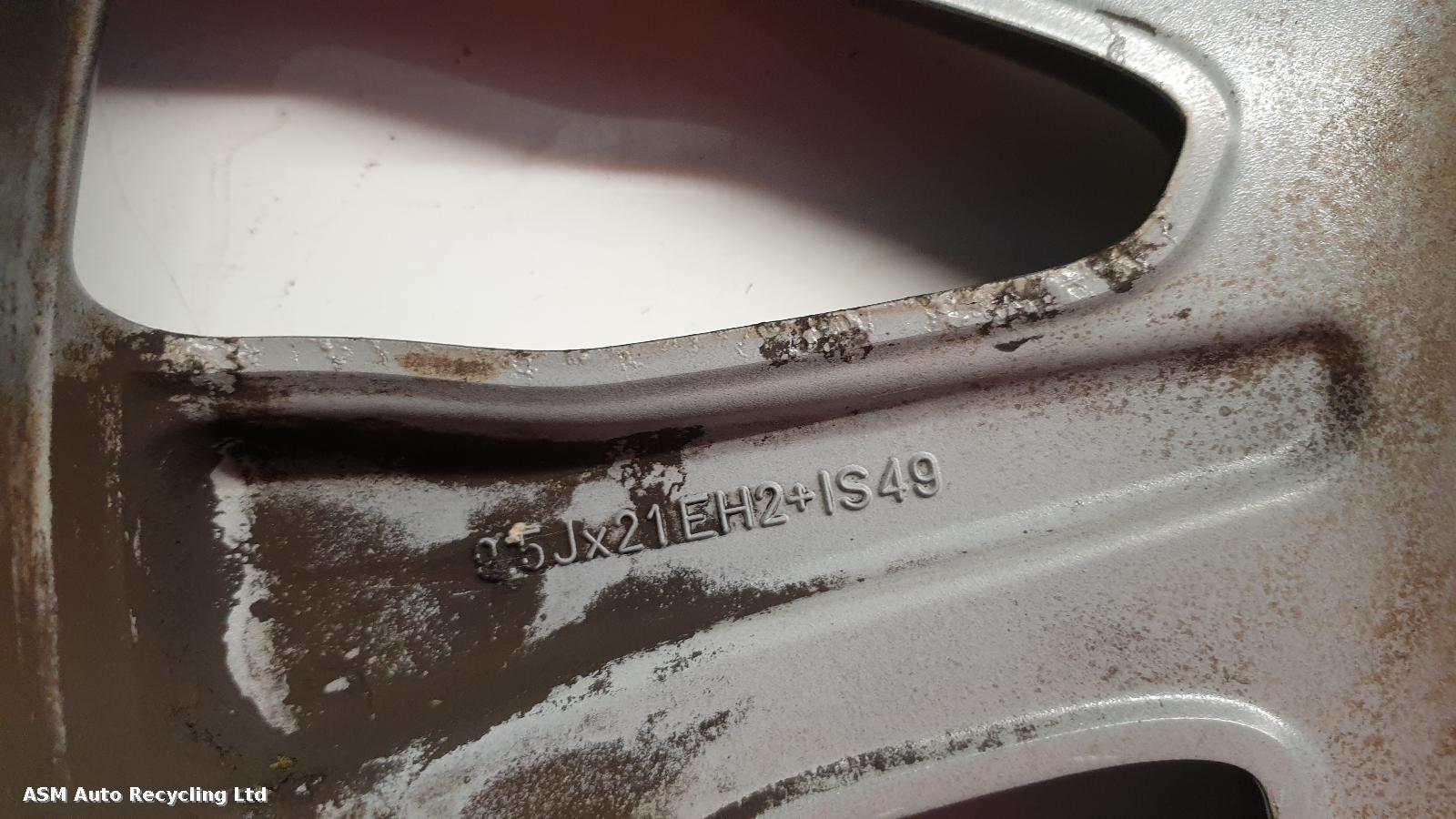 View Auto part Wheel Land Rover Range Rover 2015