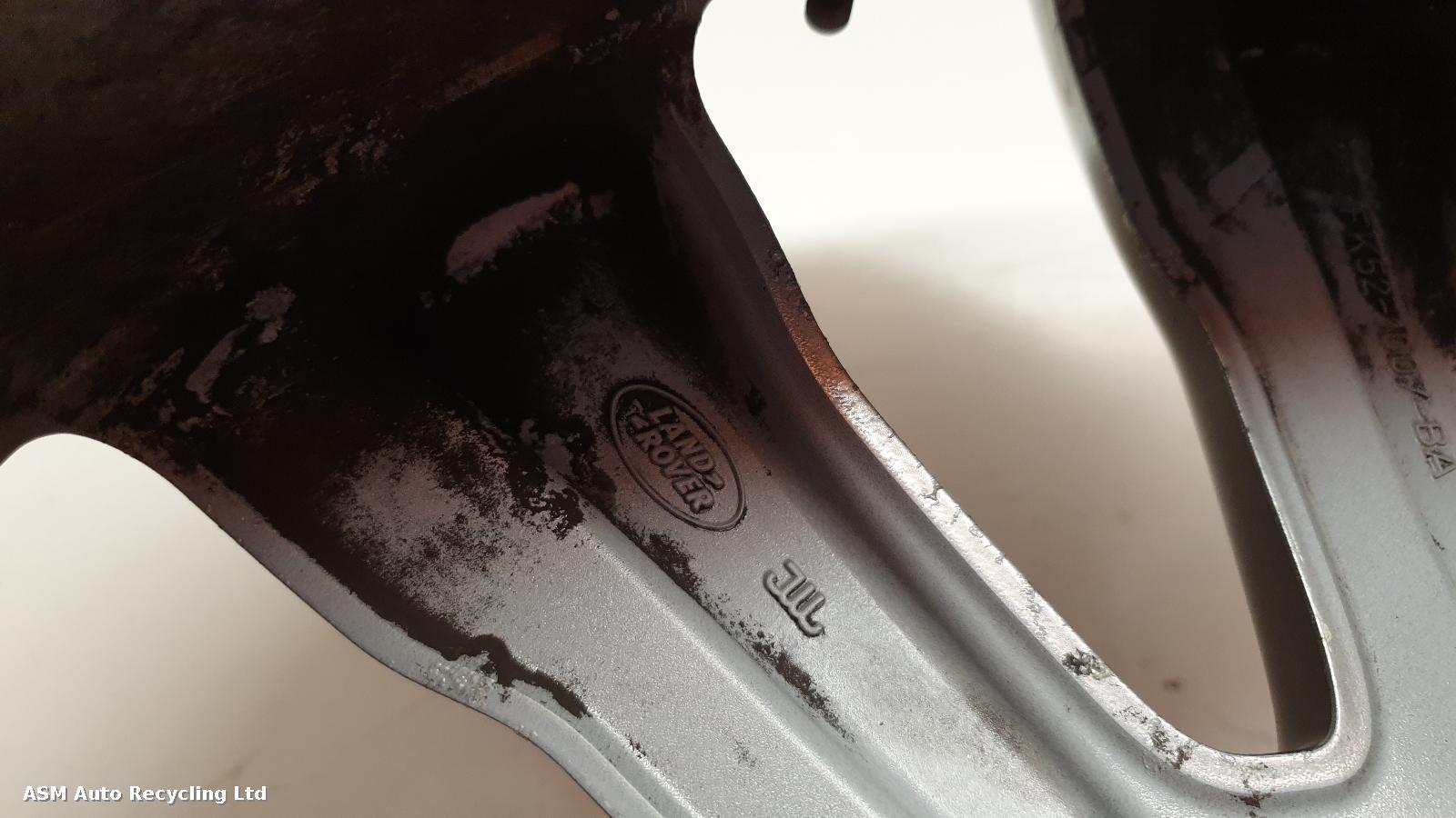 View Auto part Wheel Land Rover Range Rover 2015