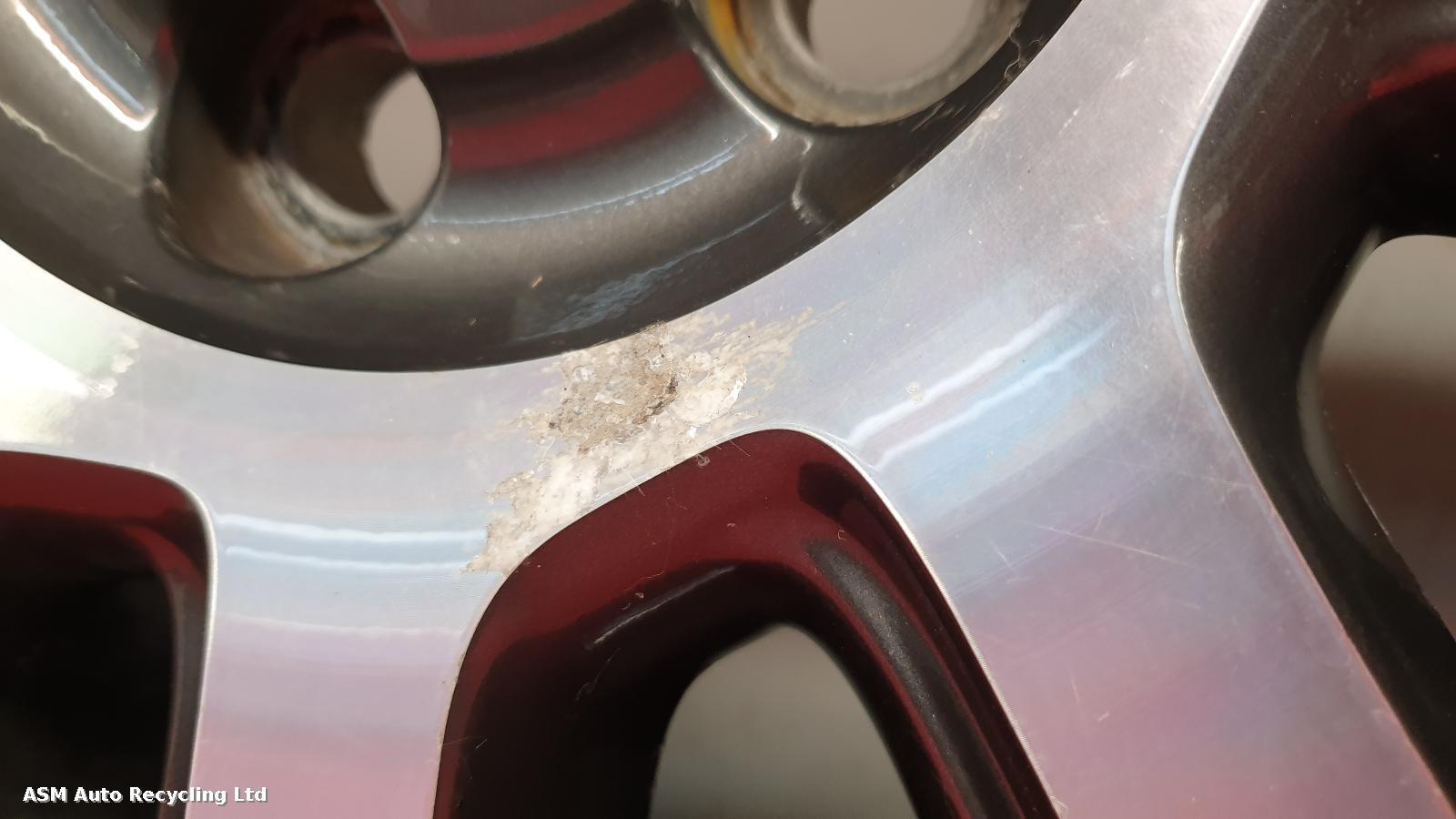 View Auto part Wheel Land Rover Range Rover 2015