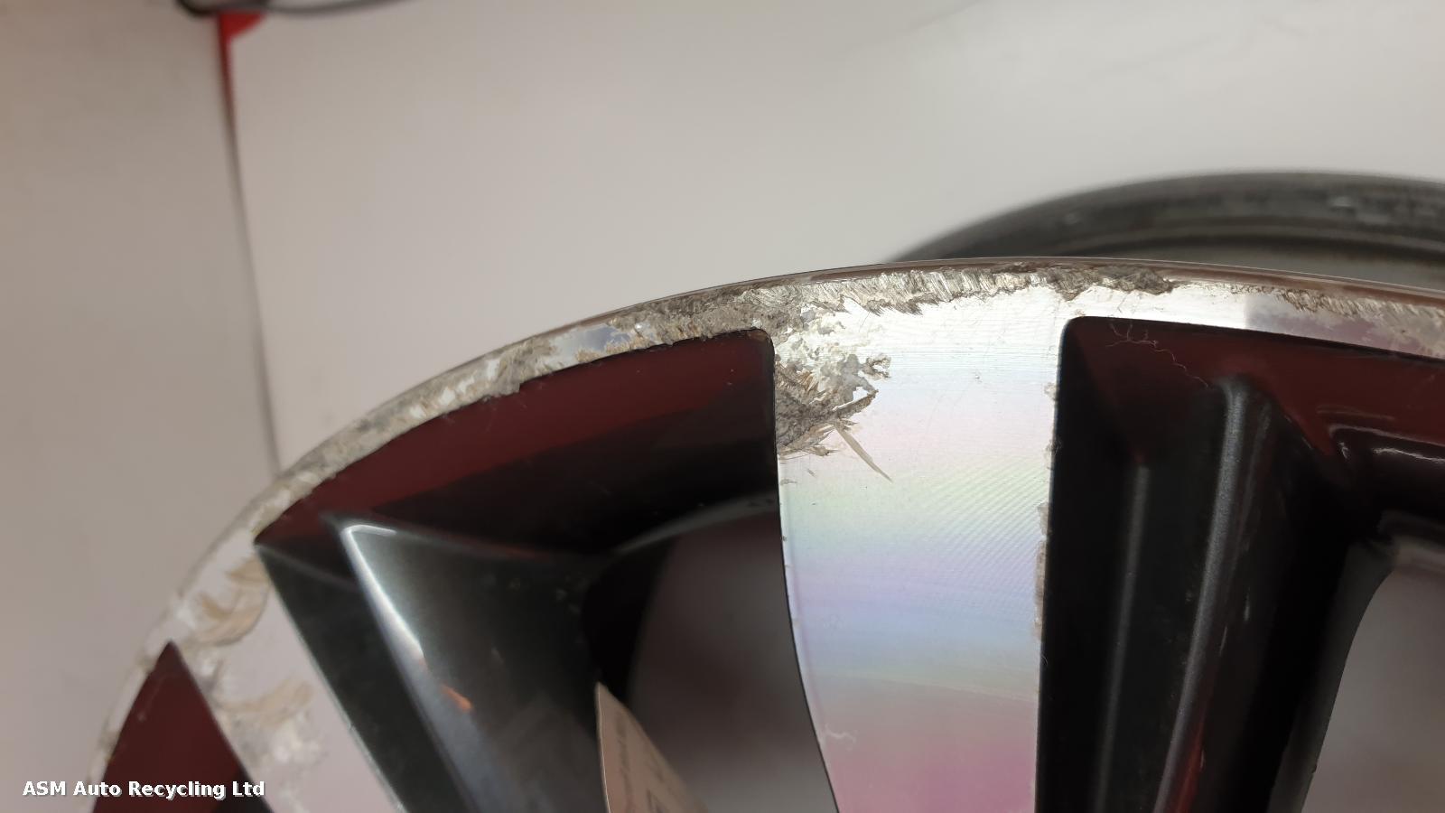 View Auto part Wheel Land Rover Range Rover 2015