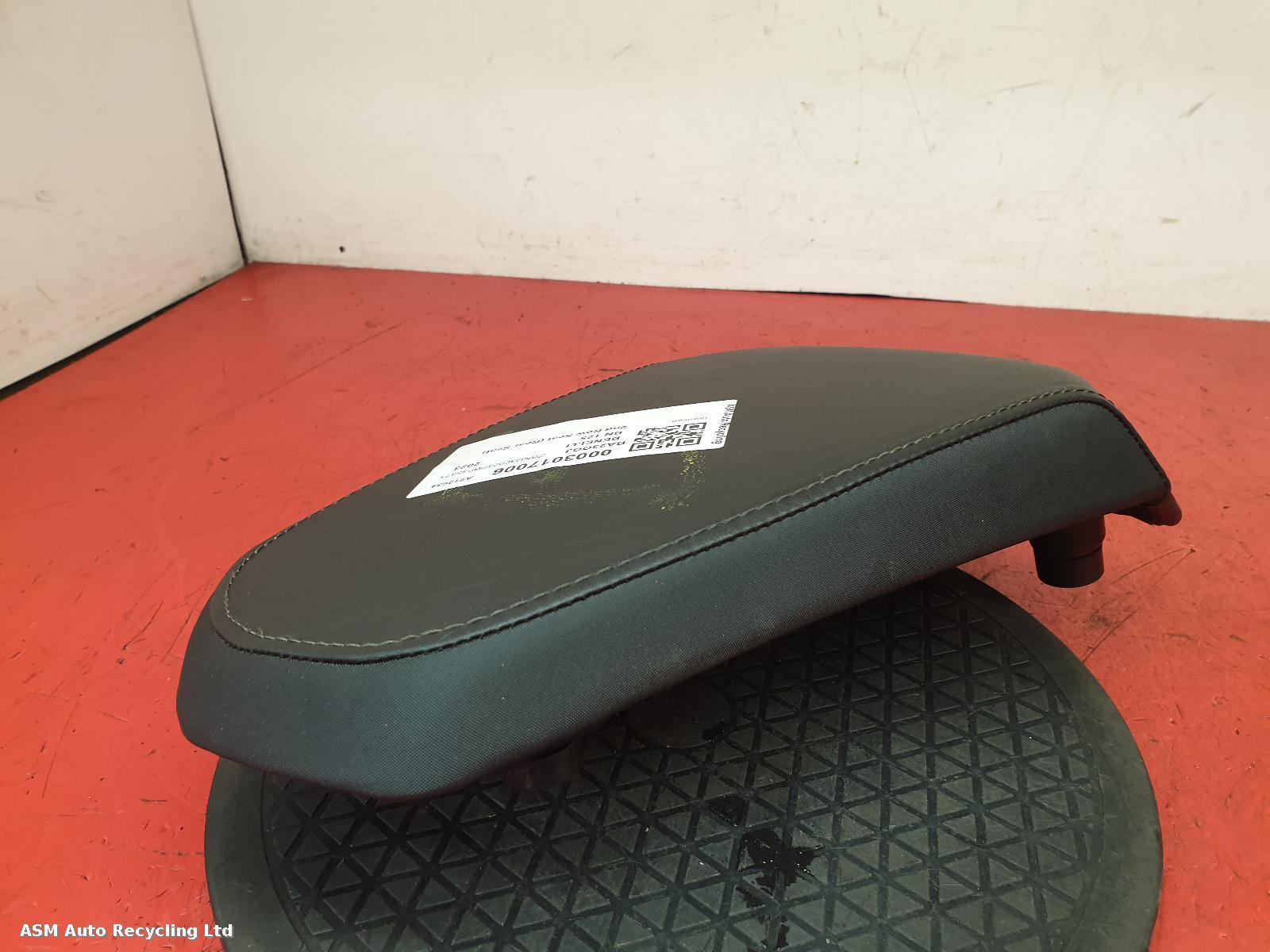 View Auto part 2nd Seat (Rear Seat) Benelli Bn 125 2023