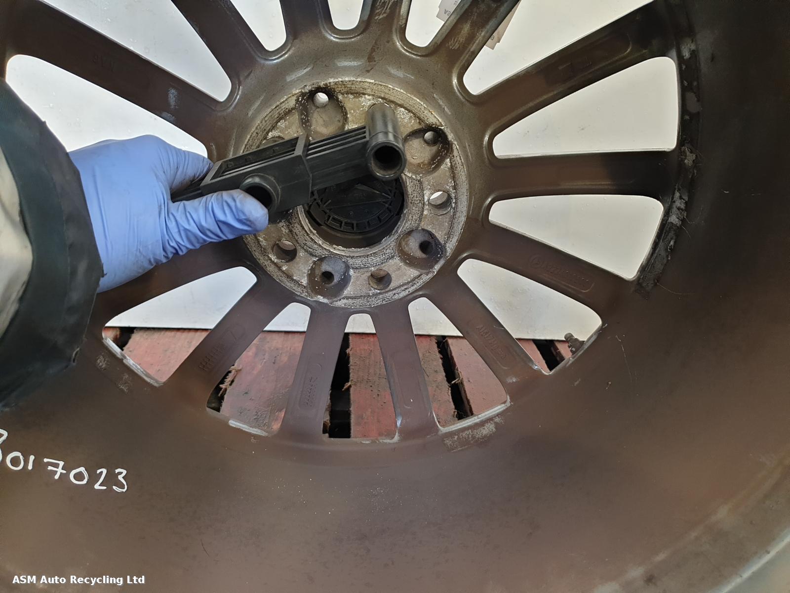 View Auto part Wheel Mercedes S Class 2017