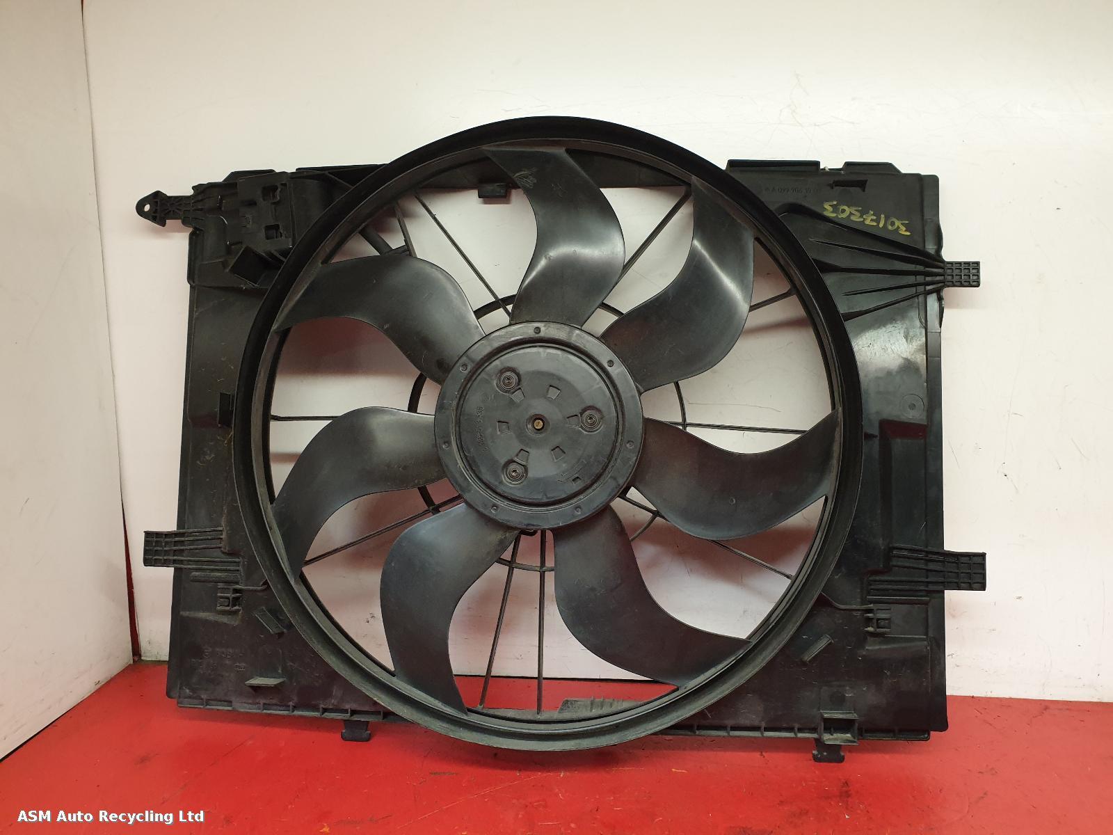 View Auto part Engine Cooling Motor Mercedes E Class 2016