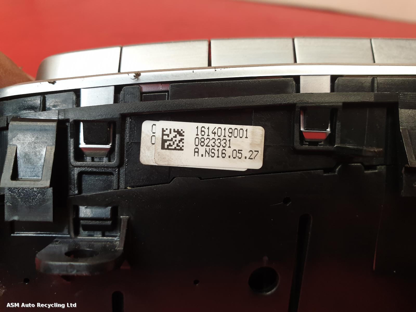 View Auto part Heater/AC Controller Mercedes E Class 2016