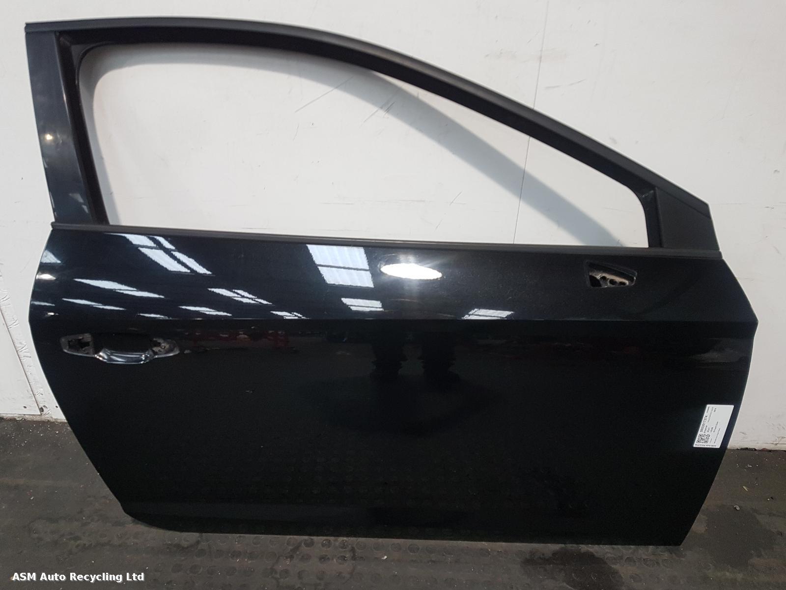 View Auto part R Front Door Seat Leon 2014