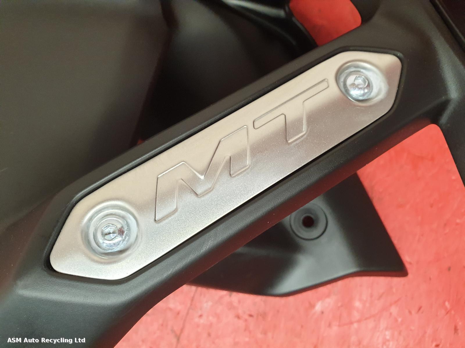 View Auto part FRONT AIR GUIDE Yamaha Mt 125 2023
