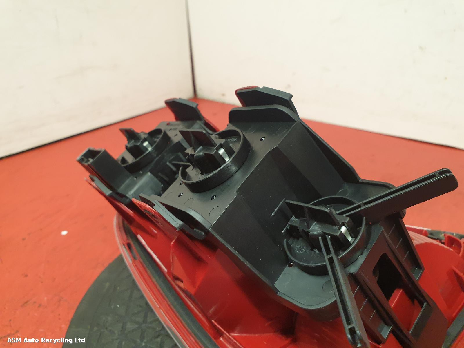 View Auto part R Taillight Mini (bmw) Mini 2010
