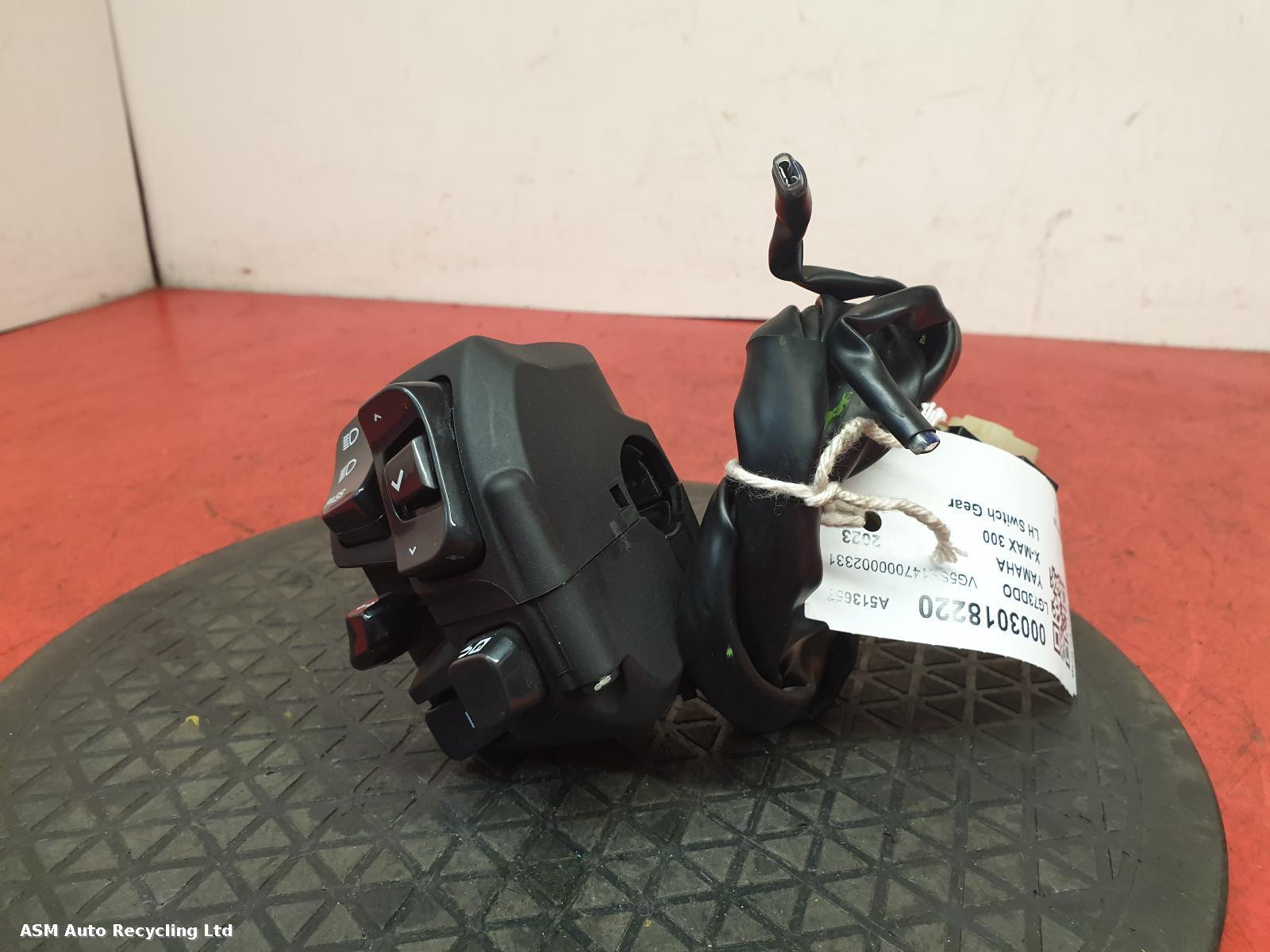 View Auto part LH Switch Gear Yamaha X-max 300 2023