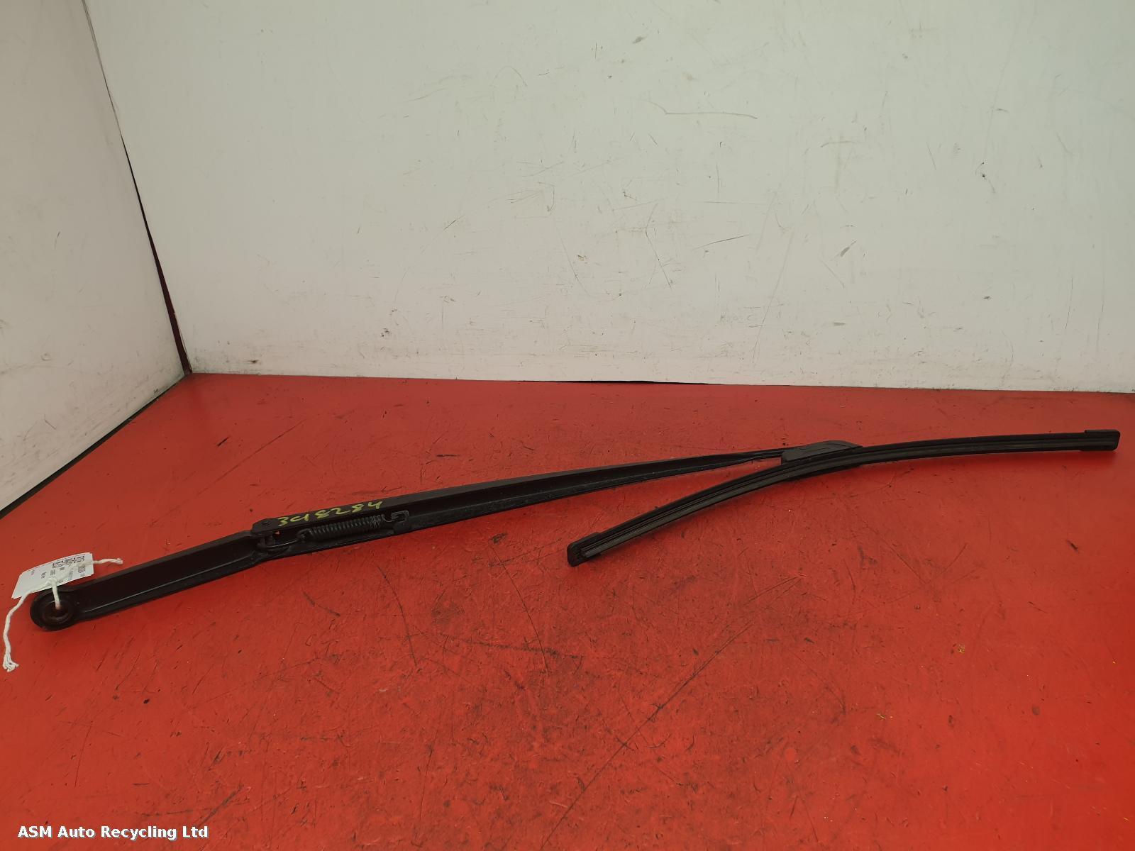 View Auto part Wiper Arm Bmw 3 Series 2006