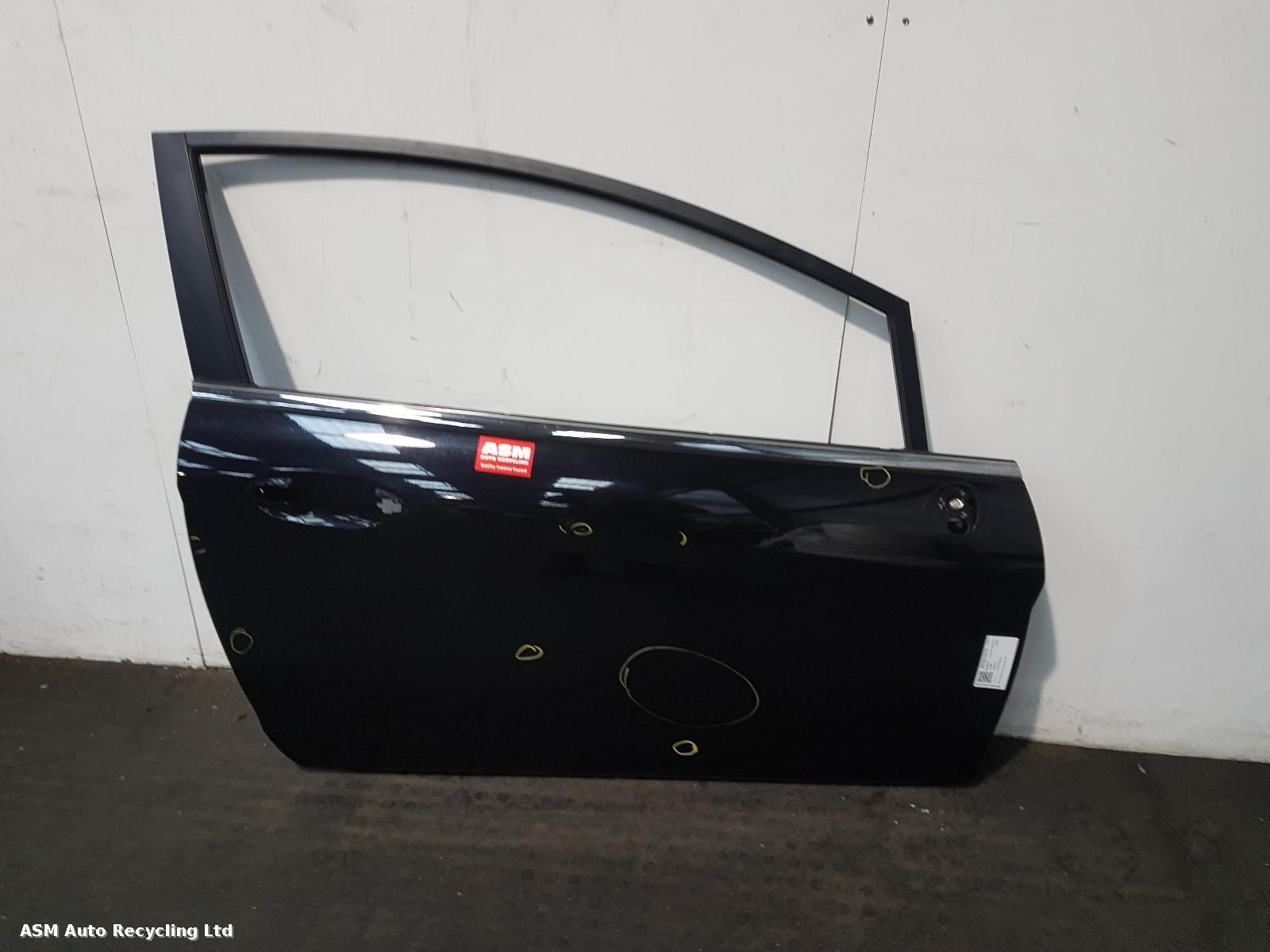 View Auto part R Front Door Ford Fiesta 2012